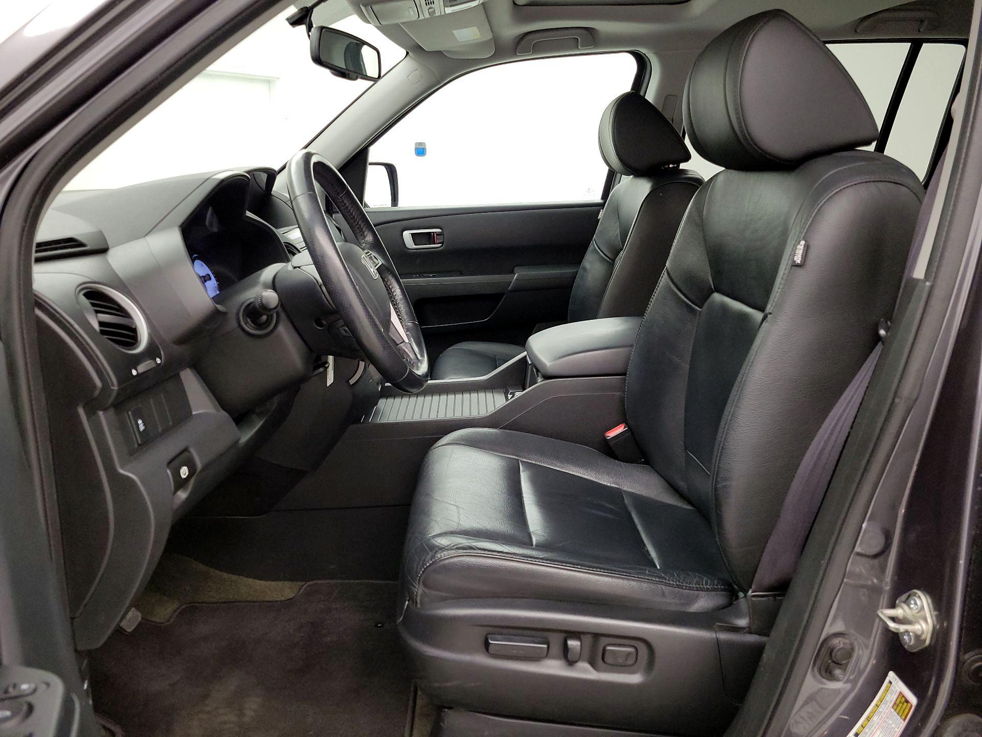 Thumbnail: 2015 Honda Pilot - 11