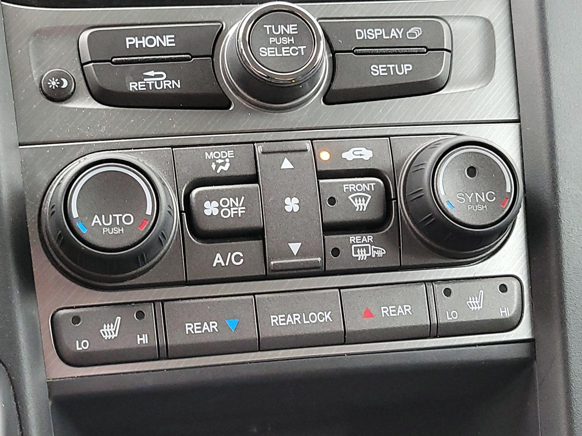 Thumbnail: 2015 Honda Pilot - 16