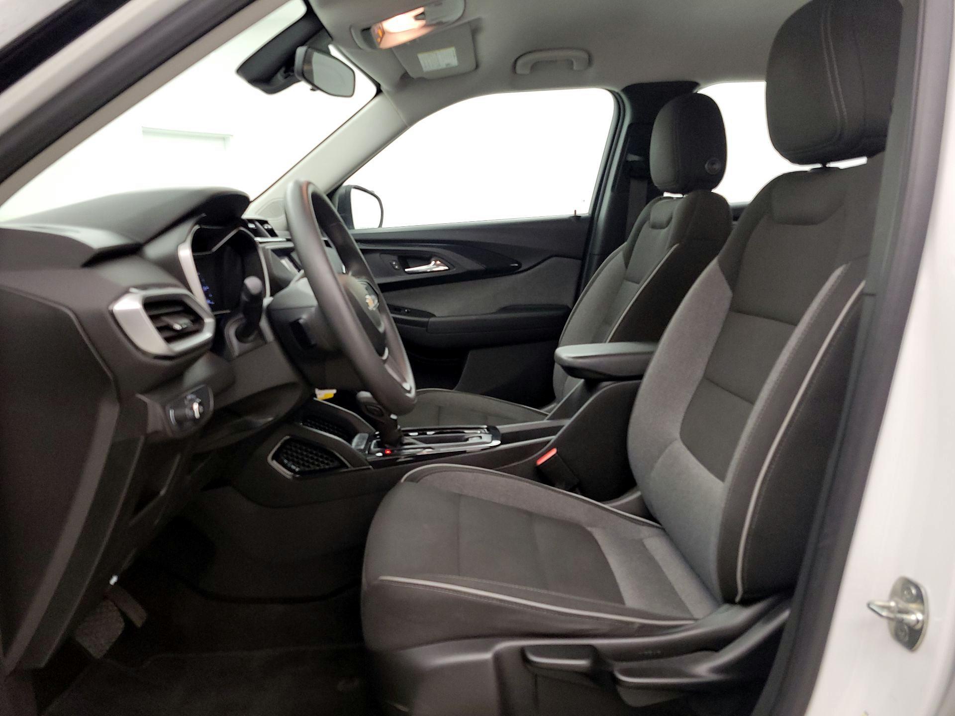 Thumbnail: 2022 Chevrolet TrailBlazer - 11