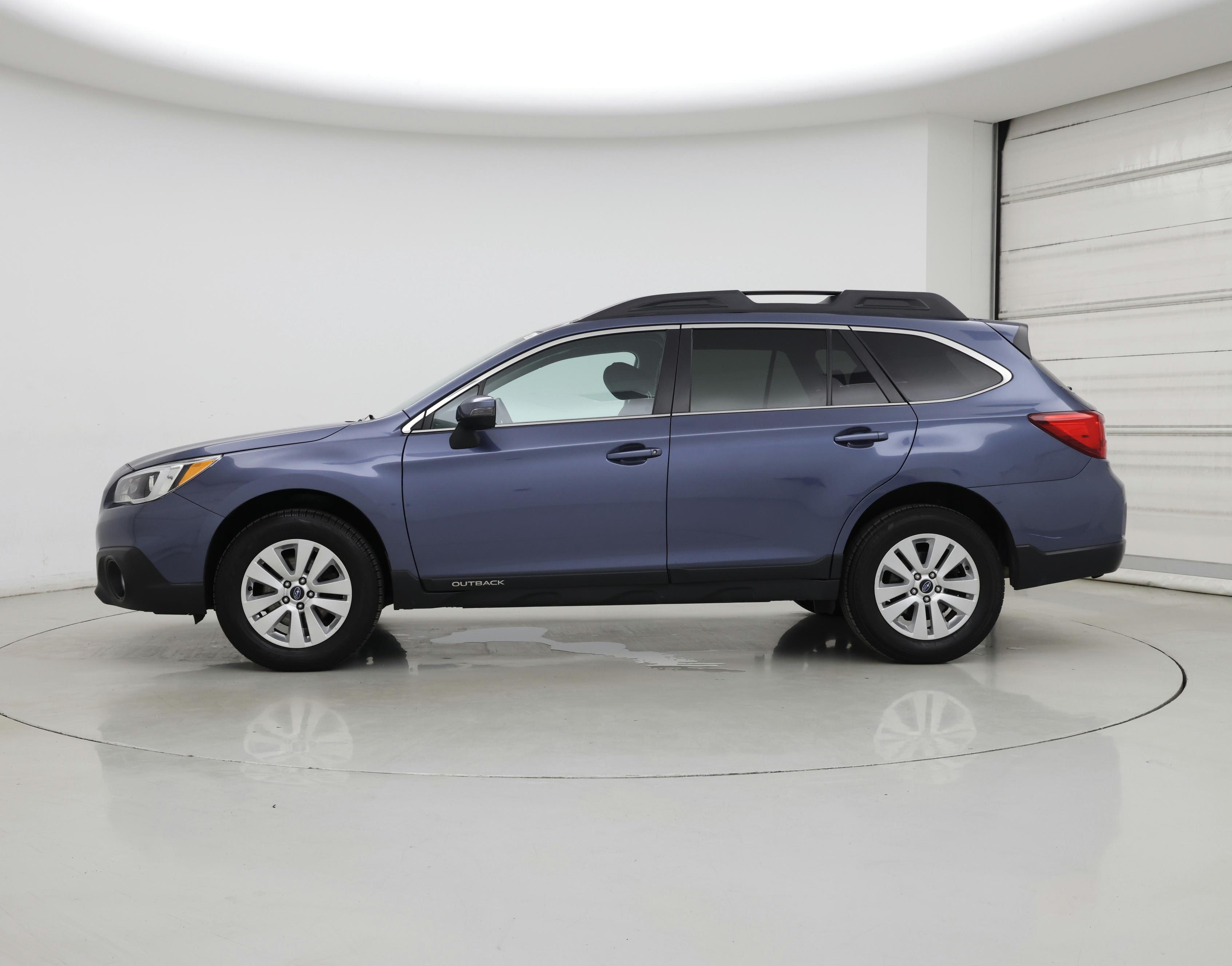 Thumbnail: 2016 Subaru Outback - 3