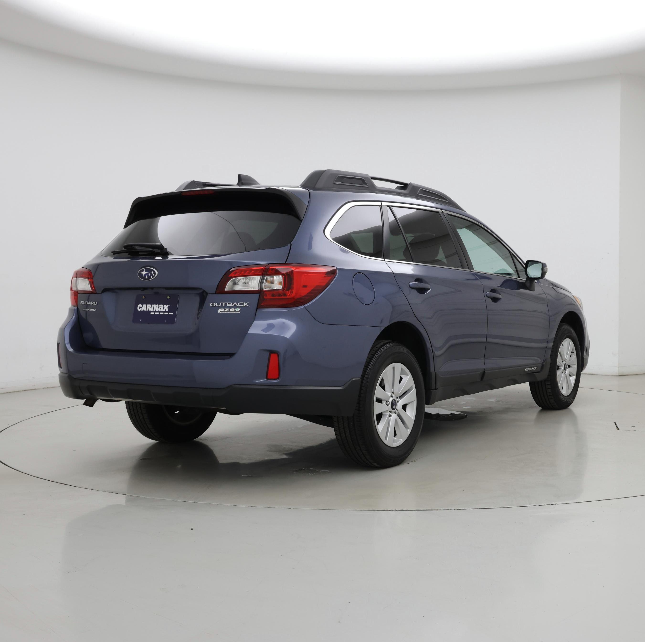 Thumbnail: 2016 Subaru Outback - 8