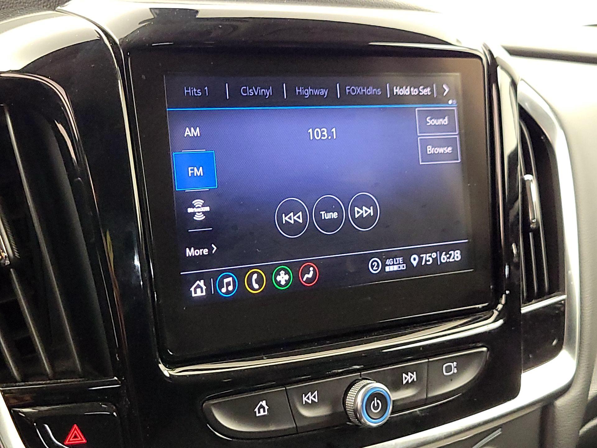 Thumbnail: 2021 Chevrolet Traverse - 15