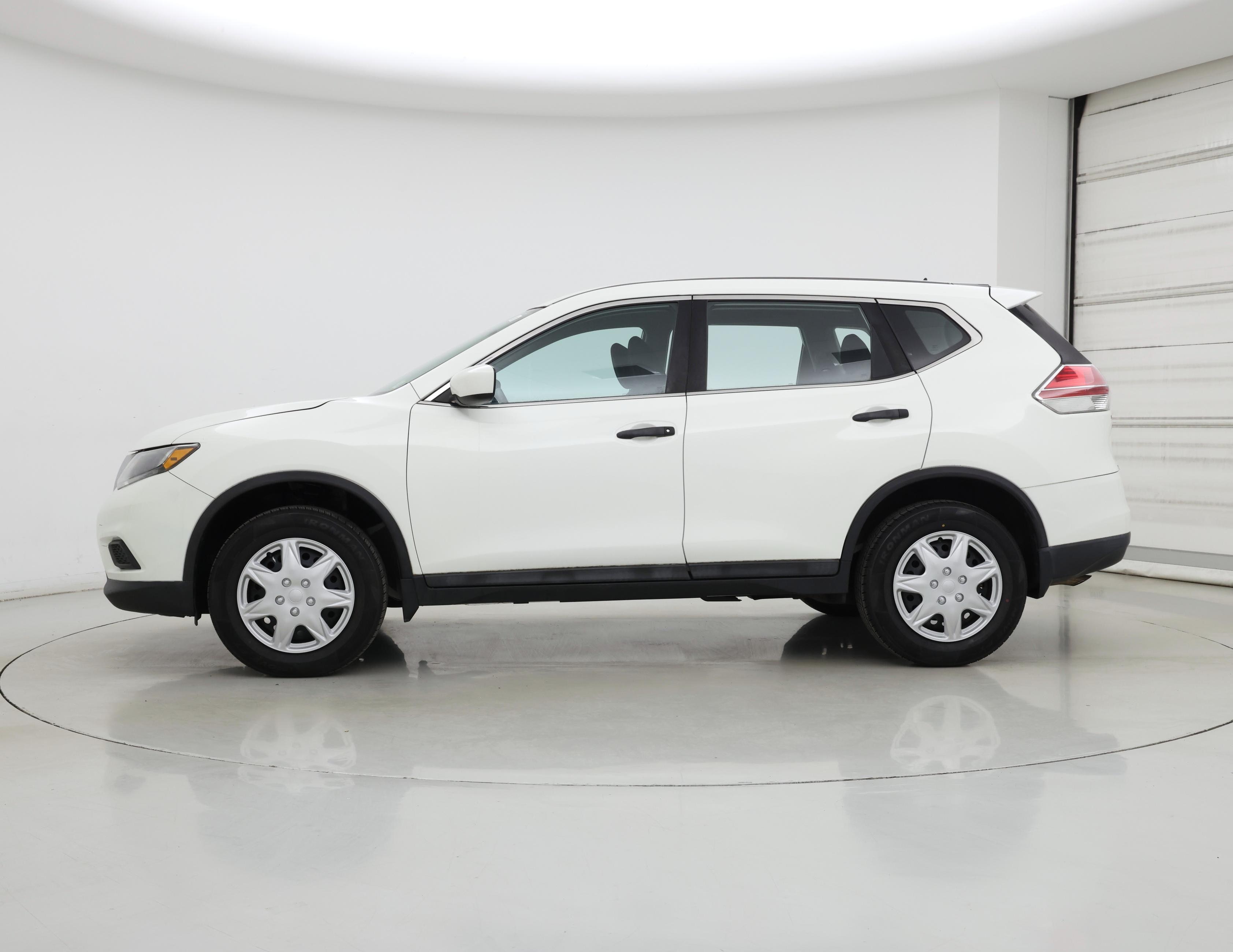 Thumbnail: 2016 Nissan Rogue - 3