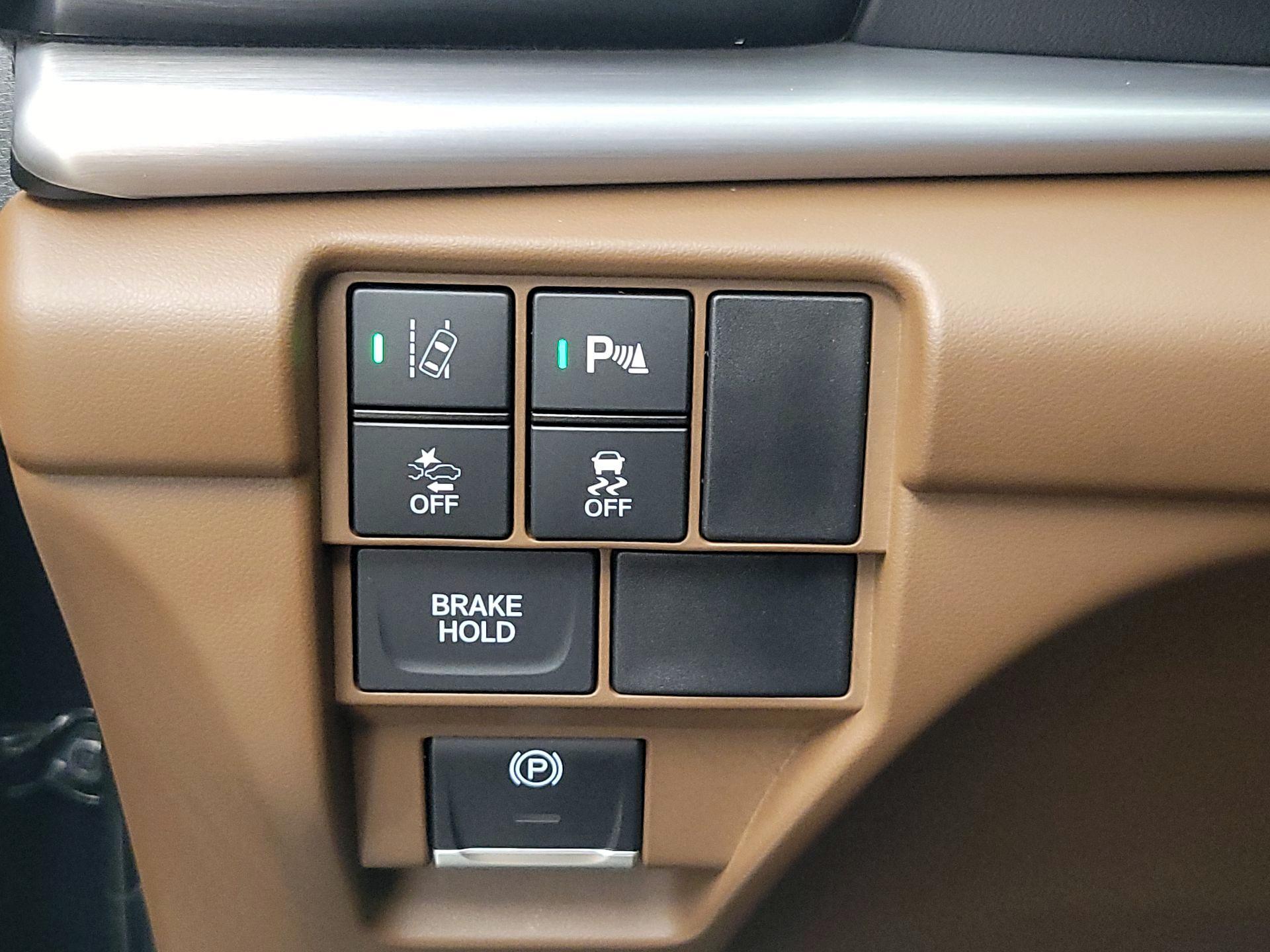 Thumbnail: 2021 Acura RDX - 13