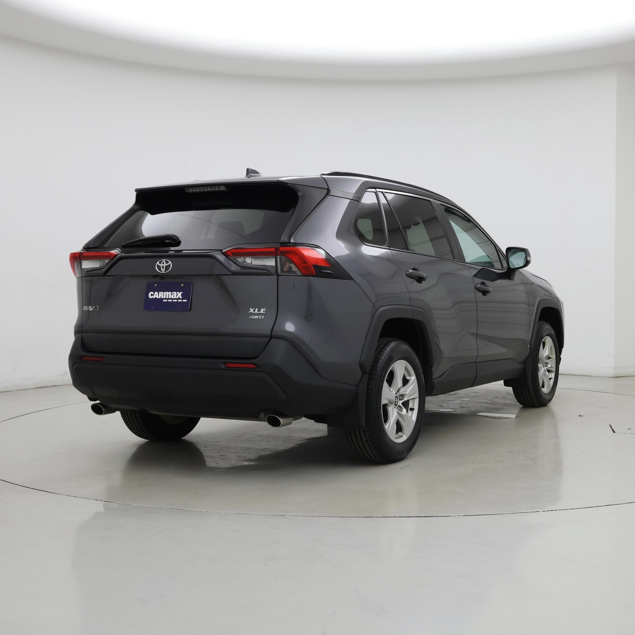 Thumbnail: 2021 Toyota RAV4 - 8