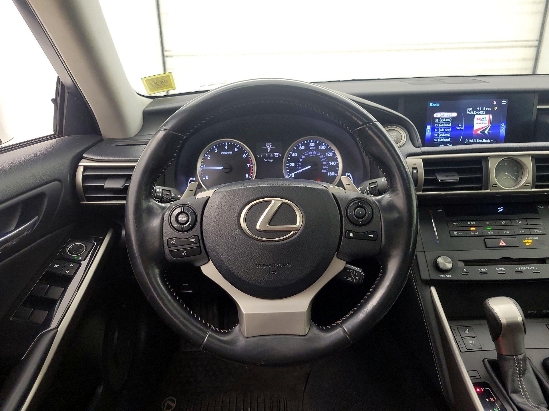 Thumbnail: 2016 Lexus IS - 10