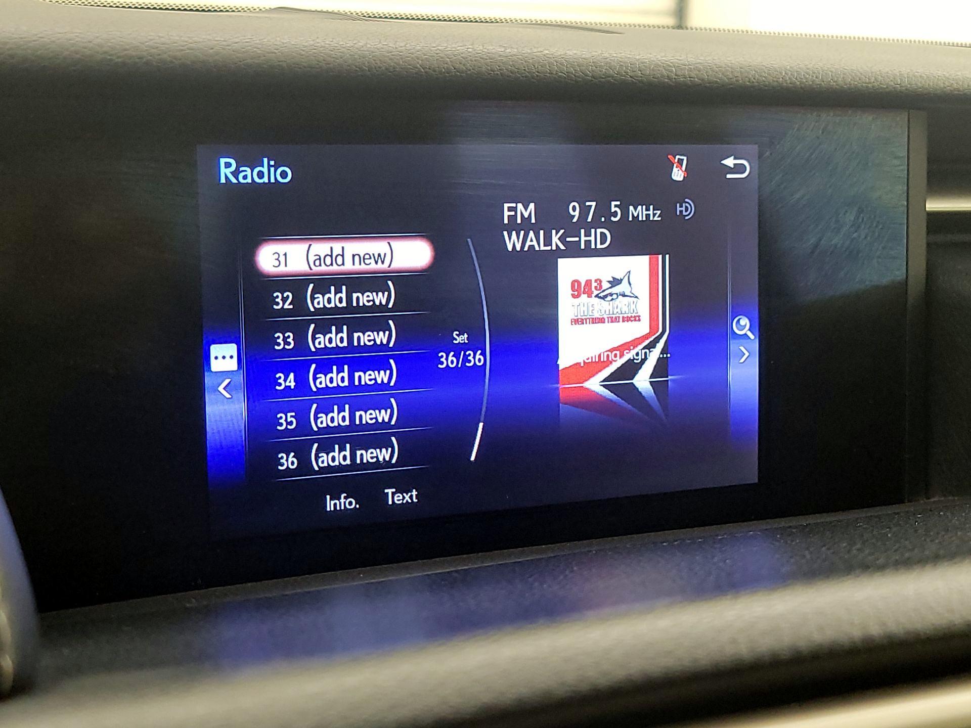 Thumbnail: 2016 Lexus IS - 15