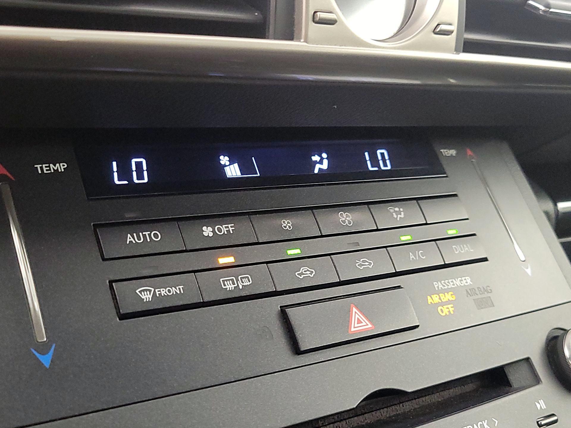 Thumbnail: 2016 Lexus IS - 16