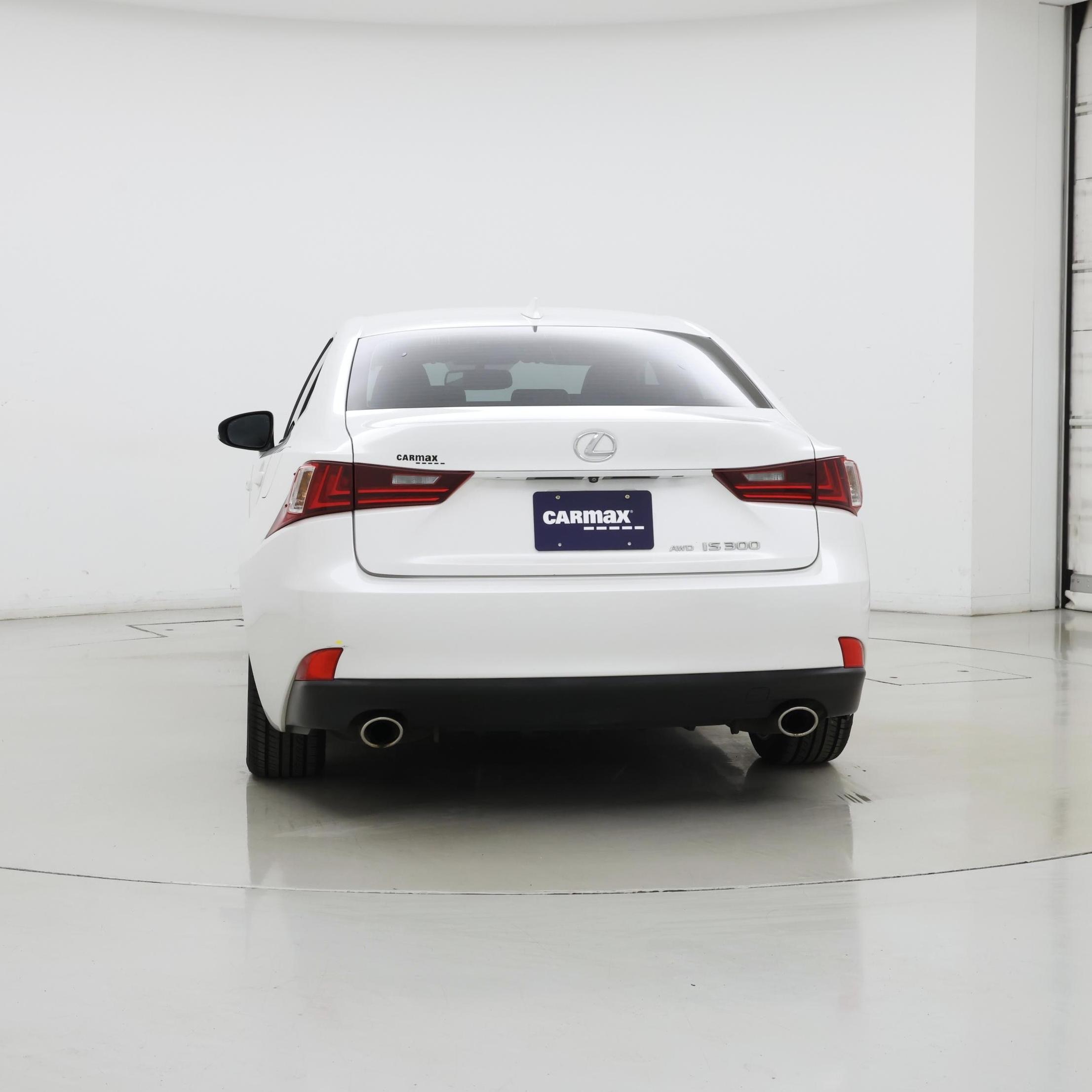 Thumbnail: 2016 Lexus IS - 6