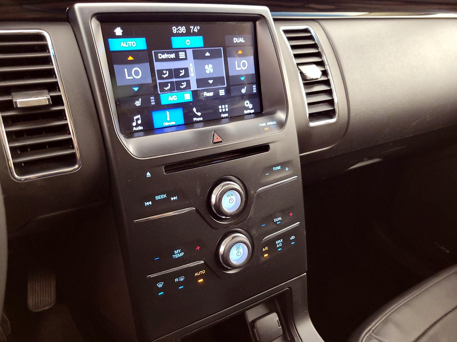 Thumbnail: 2019 Ford Flex - 16