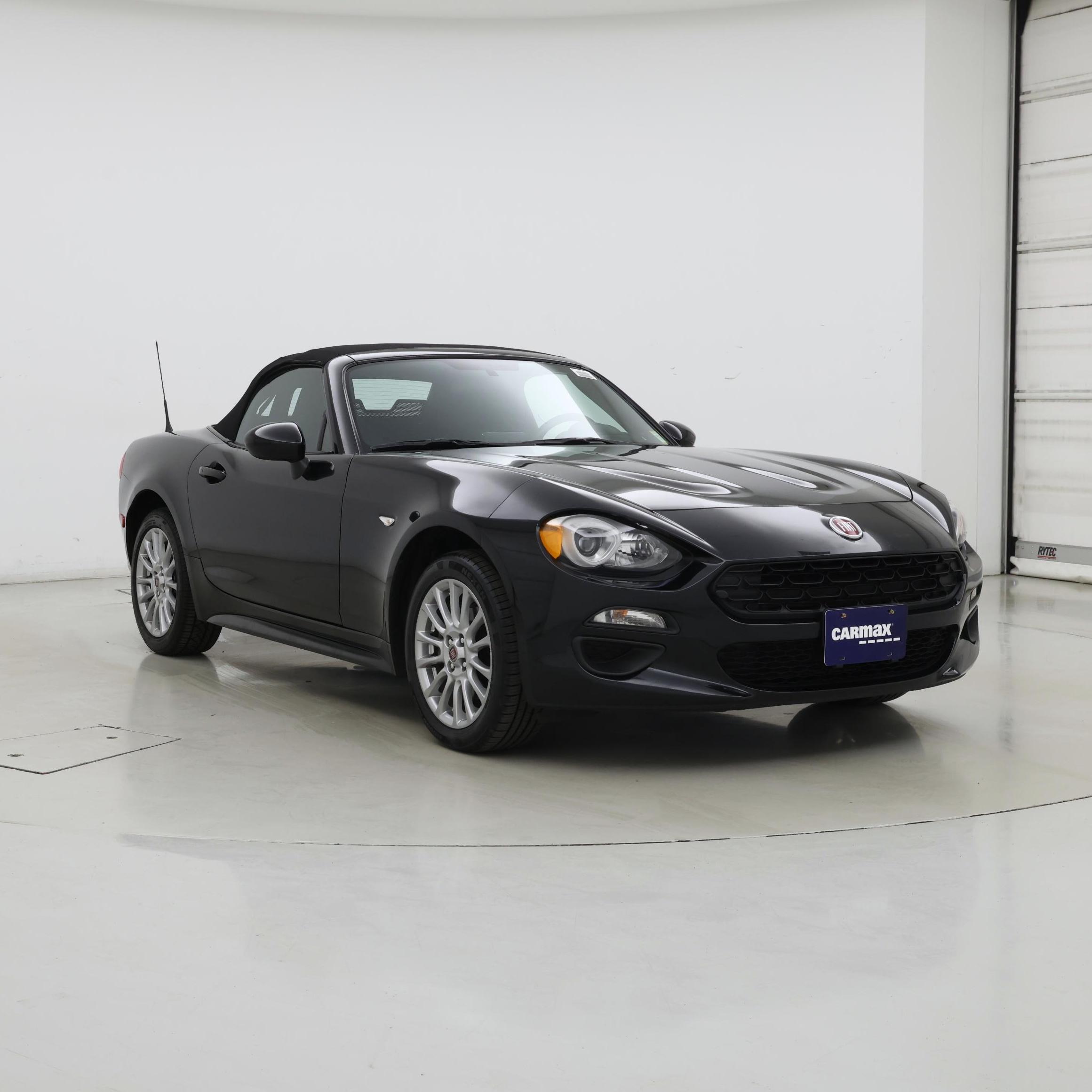 Black 2018 FIAT 124 Spider Convertible Rear-Wheel Drive Manual