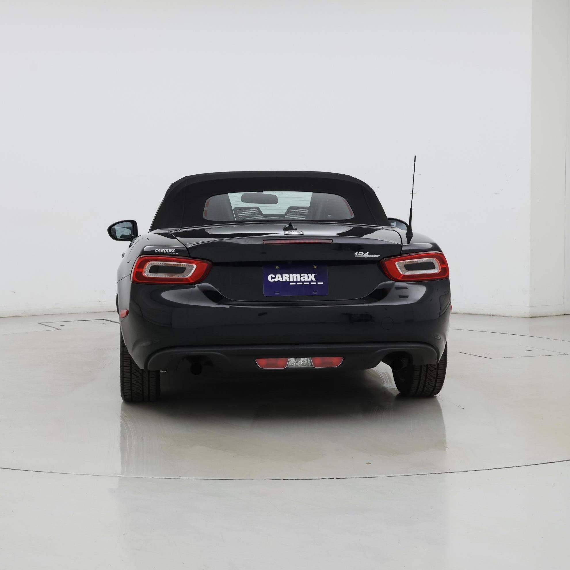 Thumbnail: 2018 Fiat 124 Spider - 6