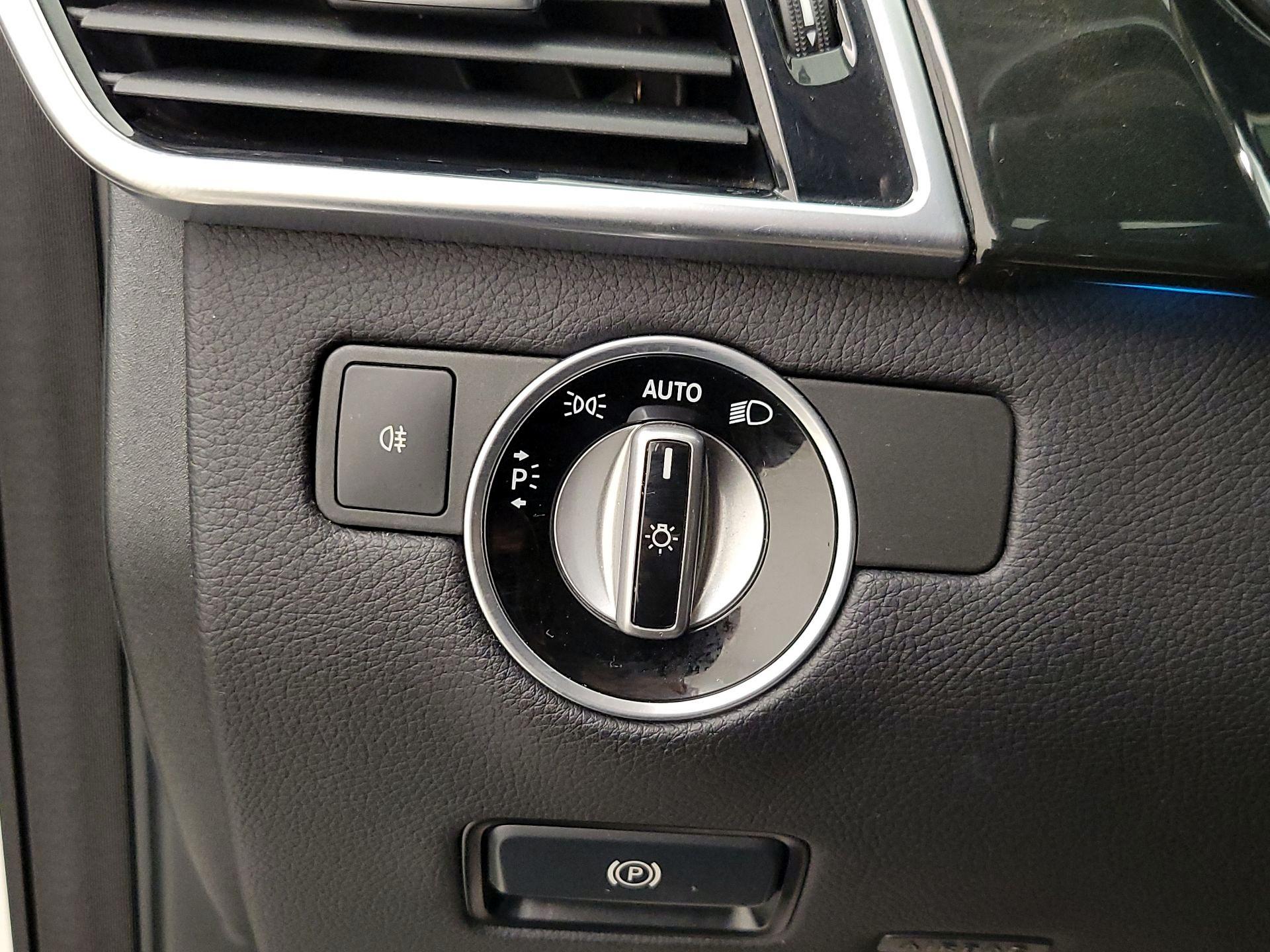 Thumbnail: 2018 Mercedes-Benz GLE - 13