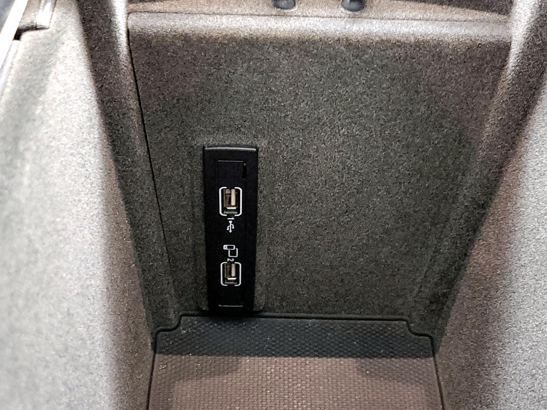 Thumbnail: 2018 Mercedes-Benz GLE - 19