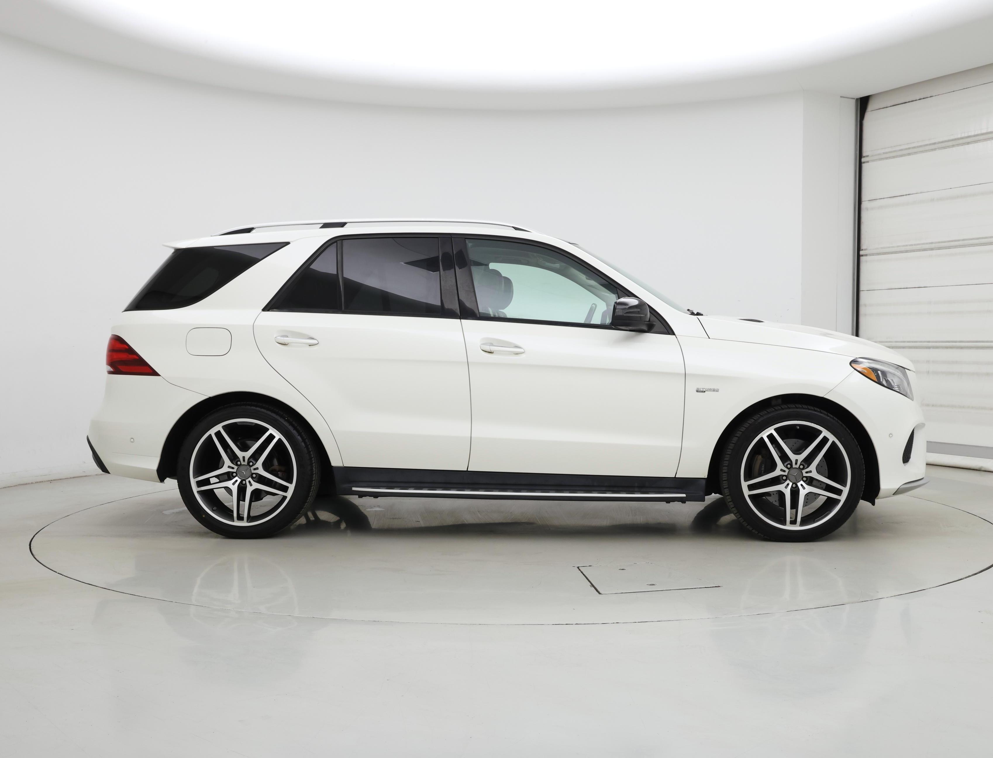 Thumbnail: 2018 Mercedes-Benz GLE - 7