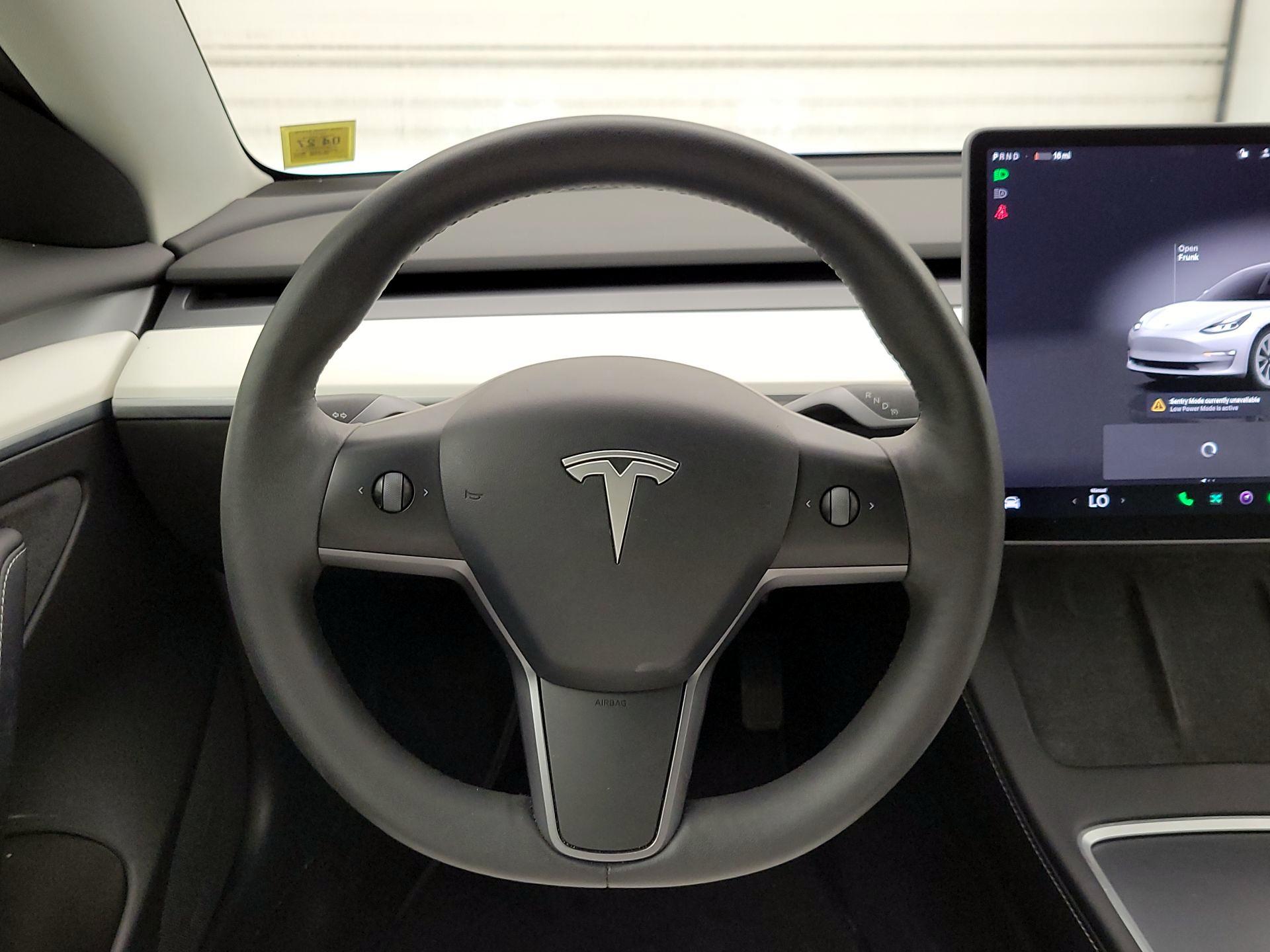 Thumbnail: 2022 Tesla Model 3 - 10