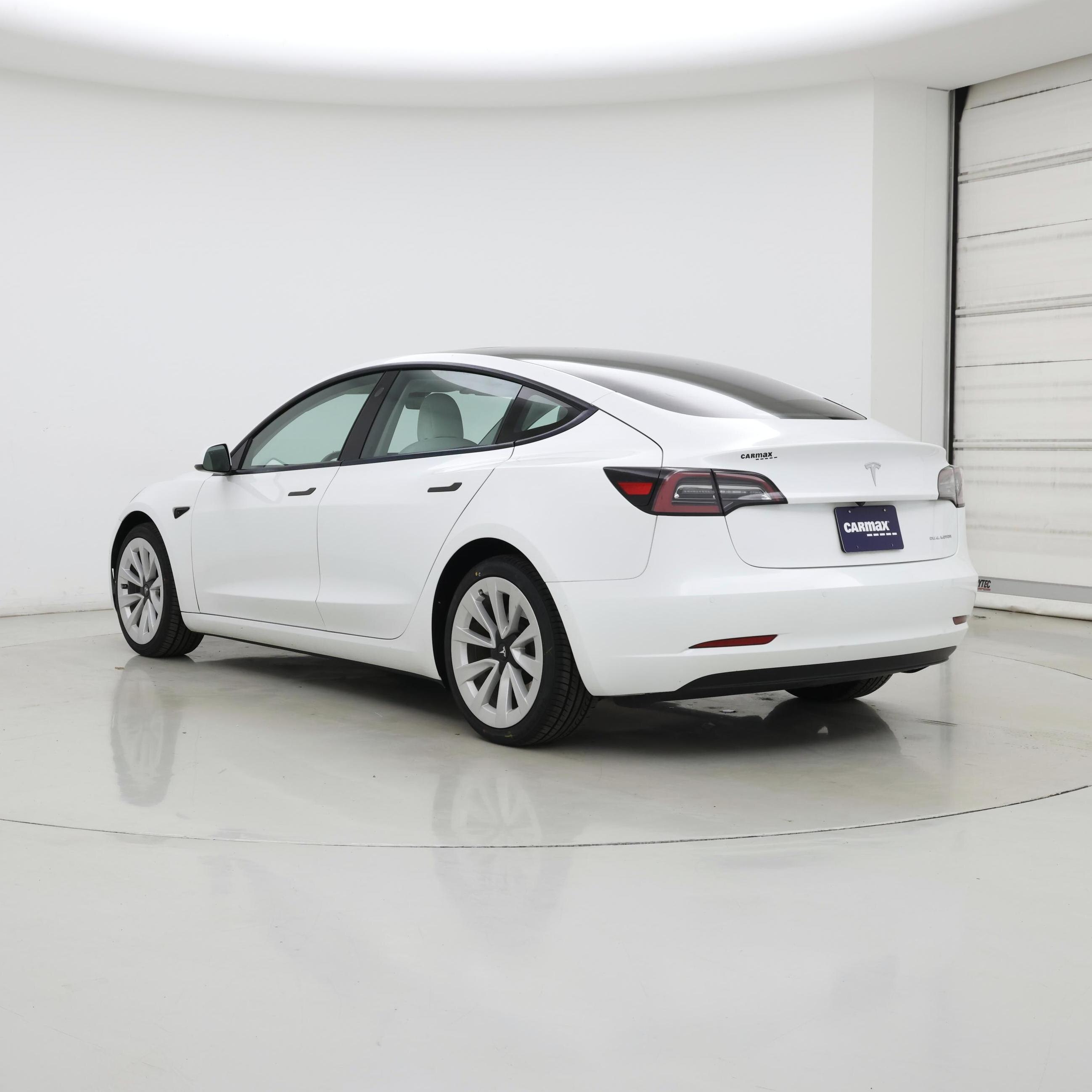 Thumbnail: 2022 Tesla Model 3 - 2