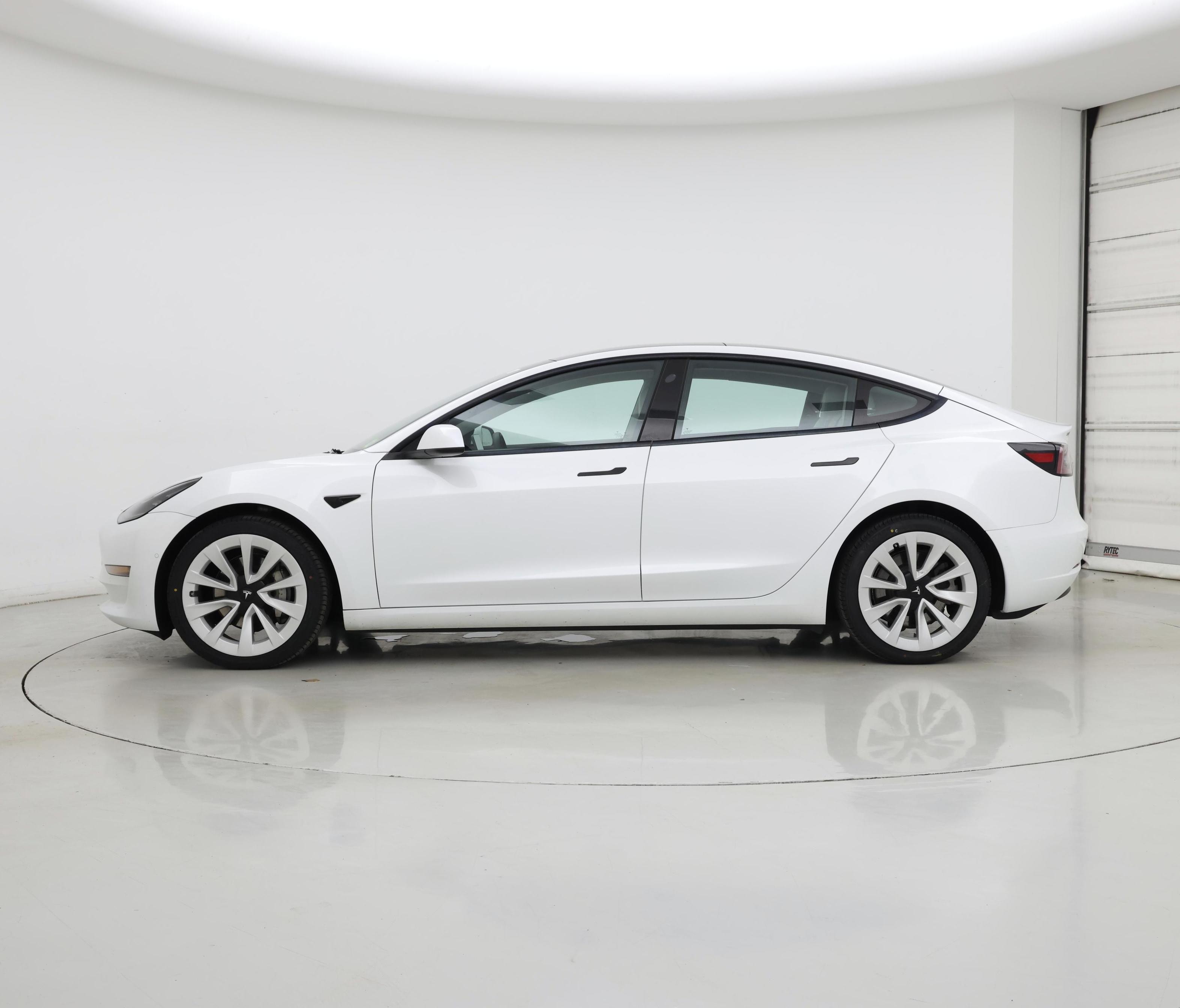 Thumbnail: 2022 Tesla Model 3 - 3