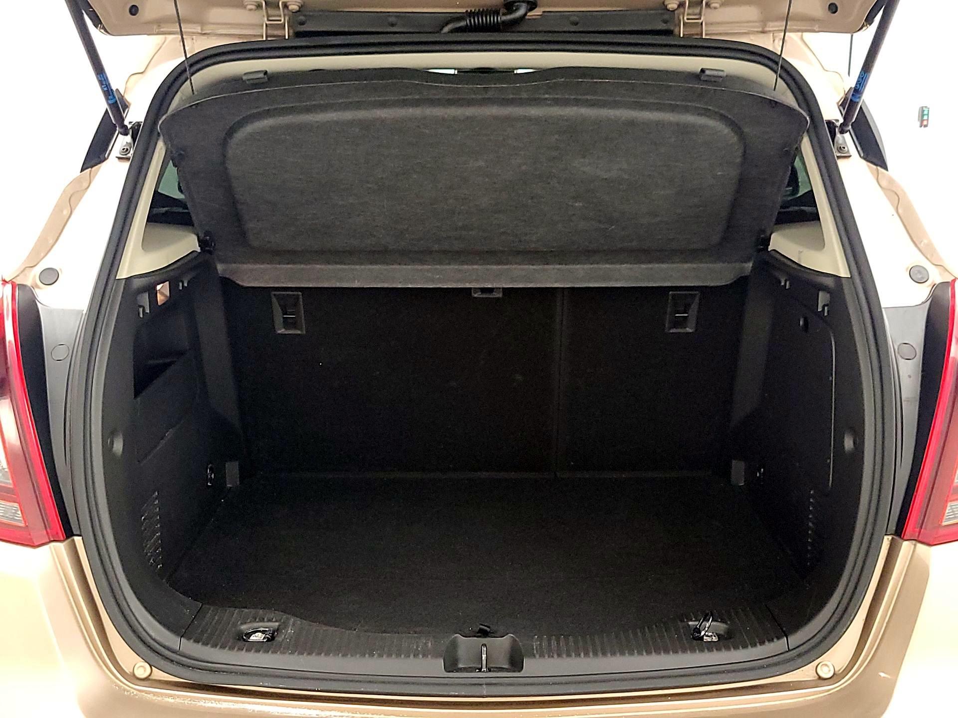 Thumbnail: 2019 Buick Encore - 20