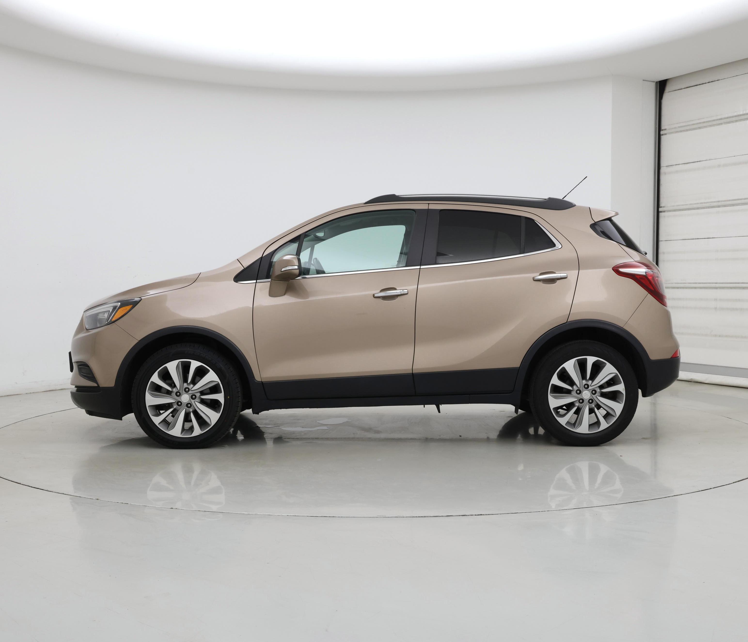 Thumbnail: 2019 Buick Encore - 3