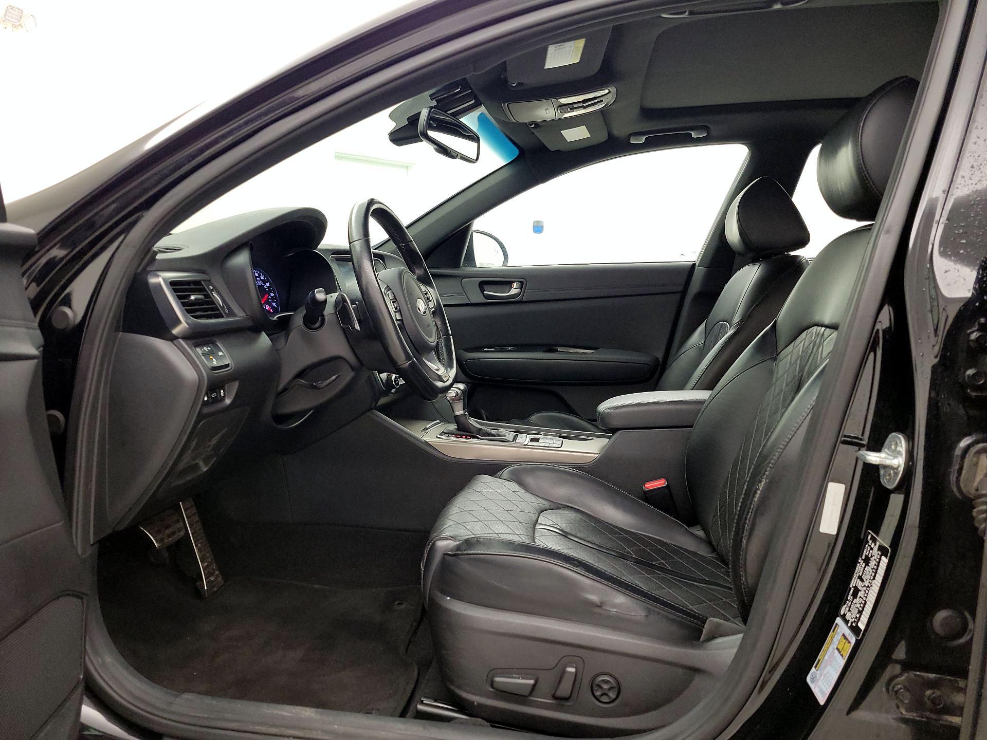 Thumbnail: 2017 Kia Optima - 11
