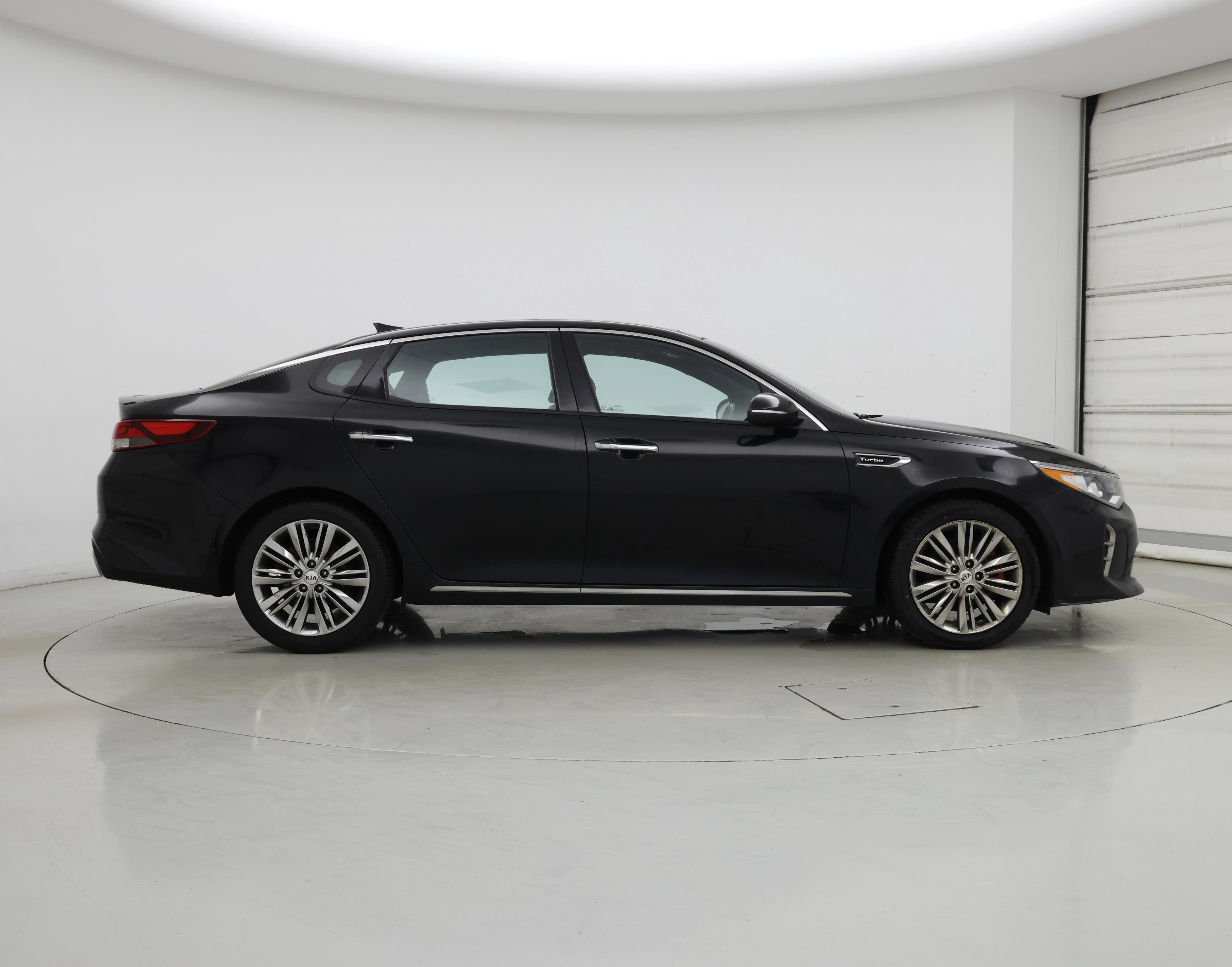 Thumbnail: 2017 Kia Optima - 7