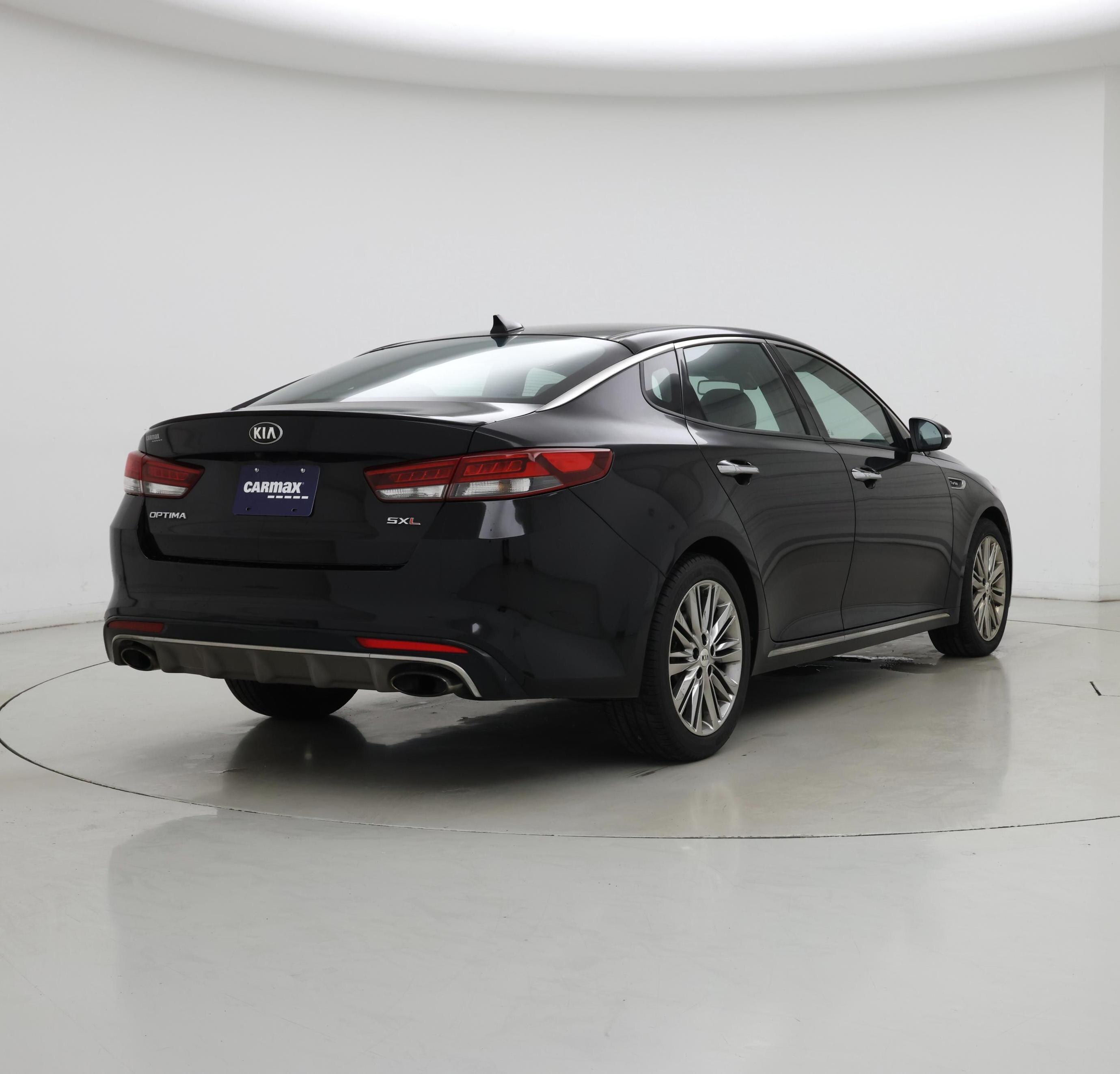Thumbnail: 2017 Kia Optima - 8