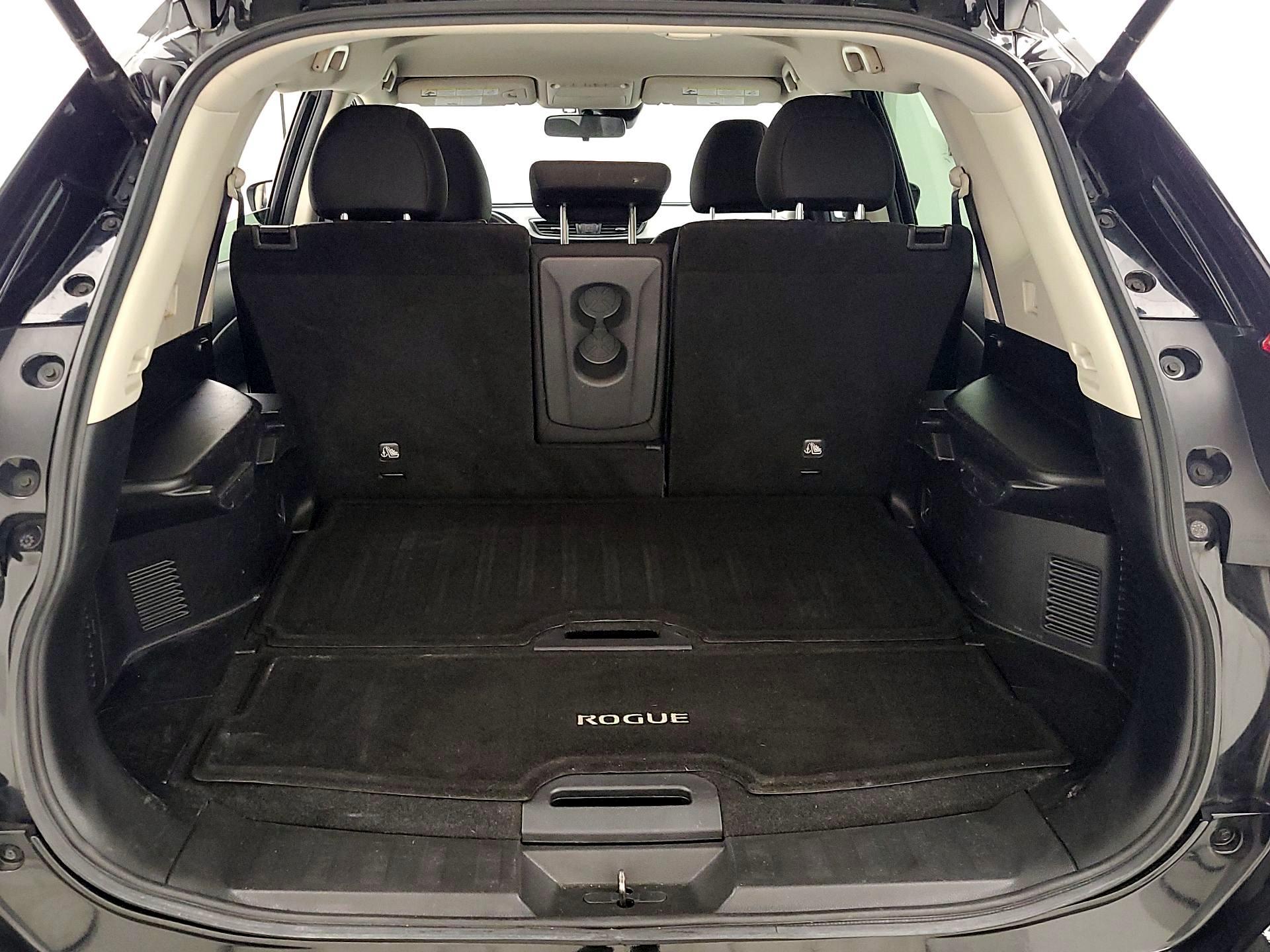 Thumbnail: 2019 Nissan Rogue - 20