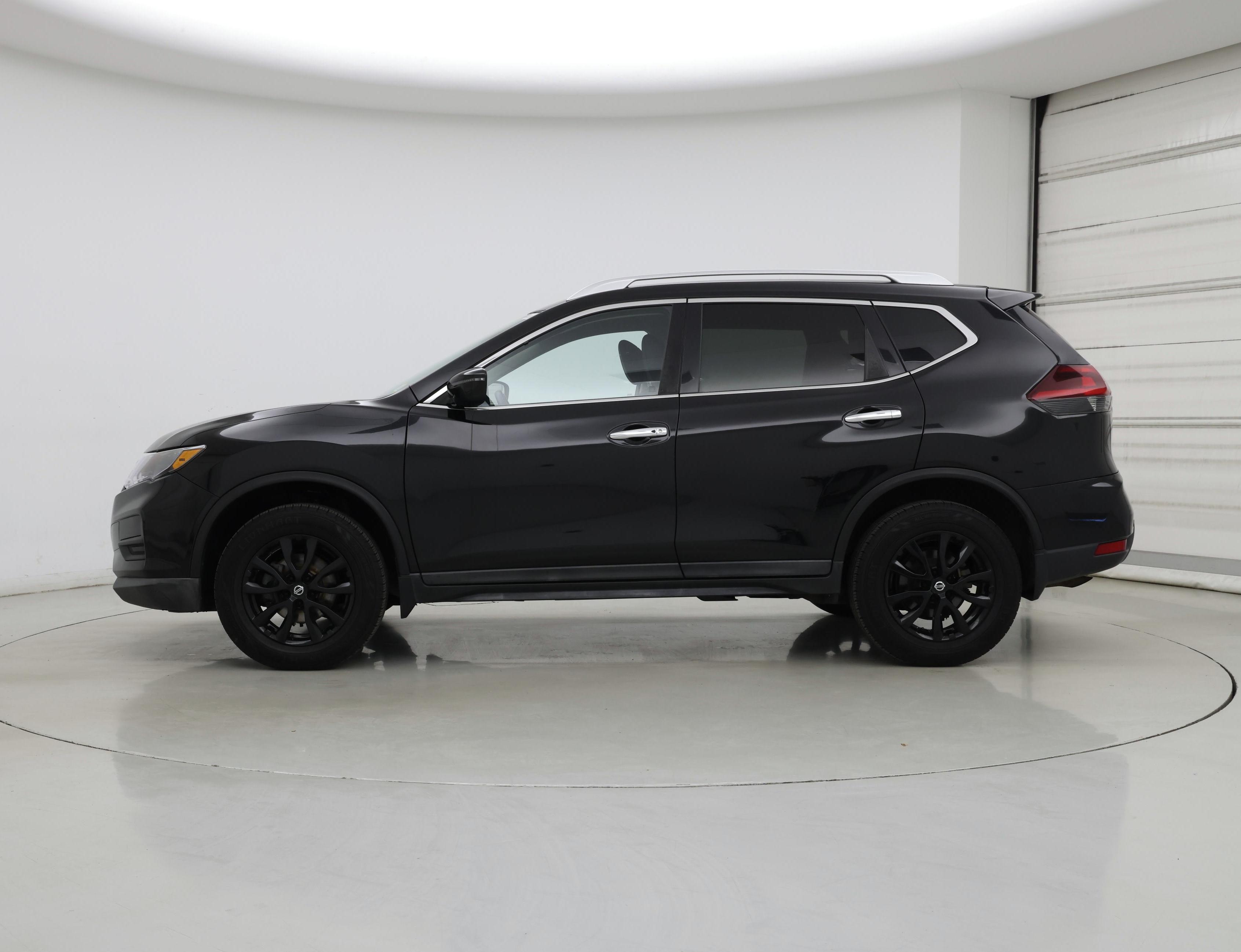 Thumbnail: 2019 Nissan Rogue - 3
