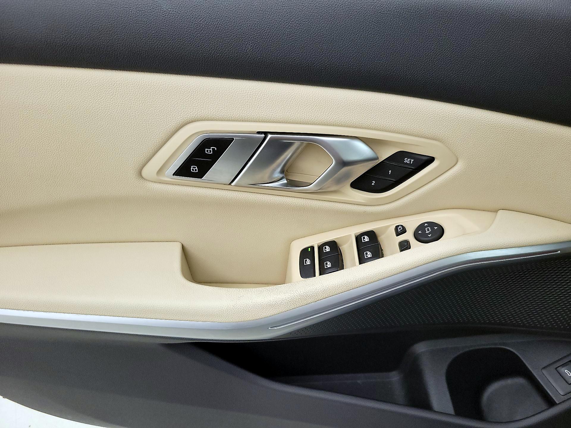 Thumbnail: 2020 BMW 3 Series - 12