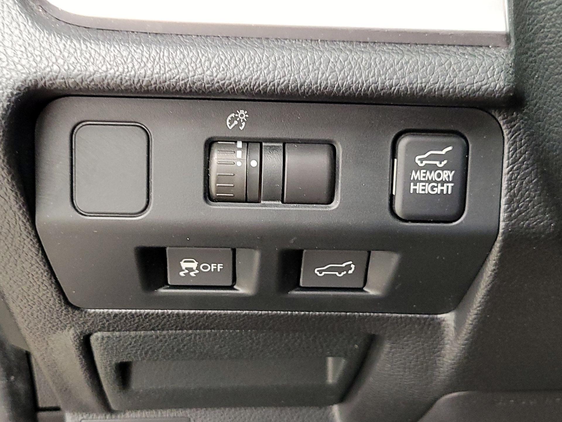 Thumbnail: 2015 Subaru Forester - 13