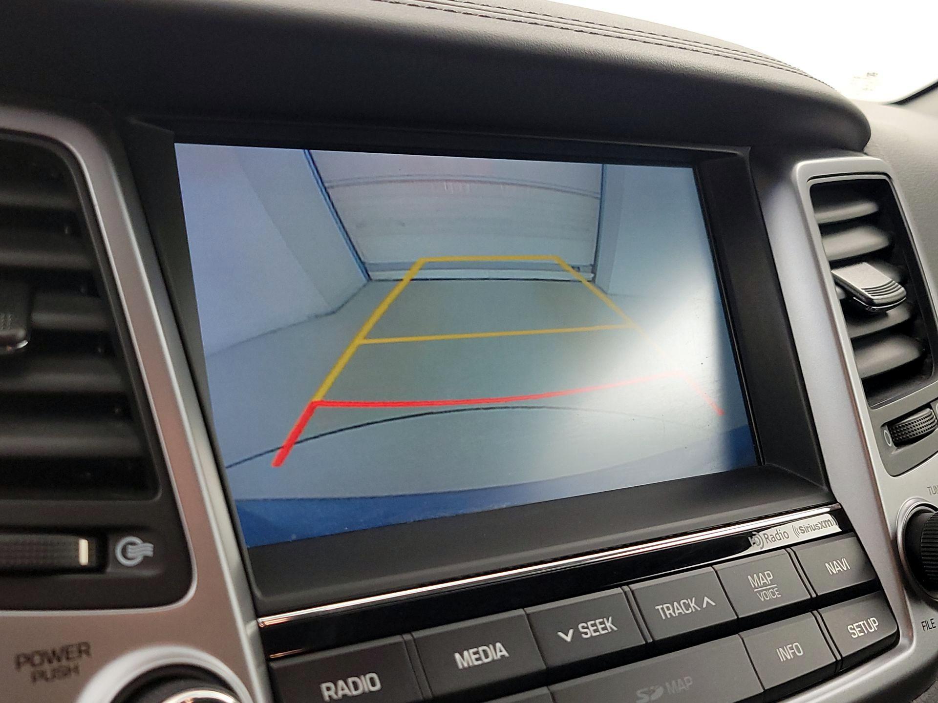 Thumbnail: 2016 Hyundai Tucson - 15