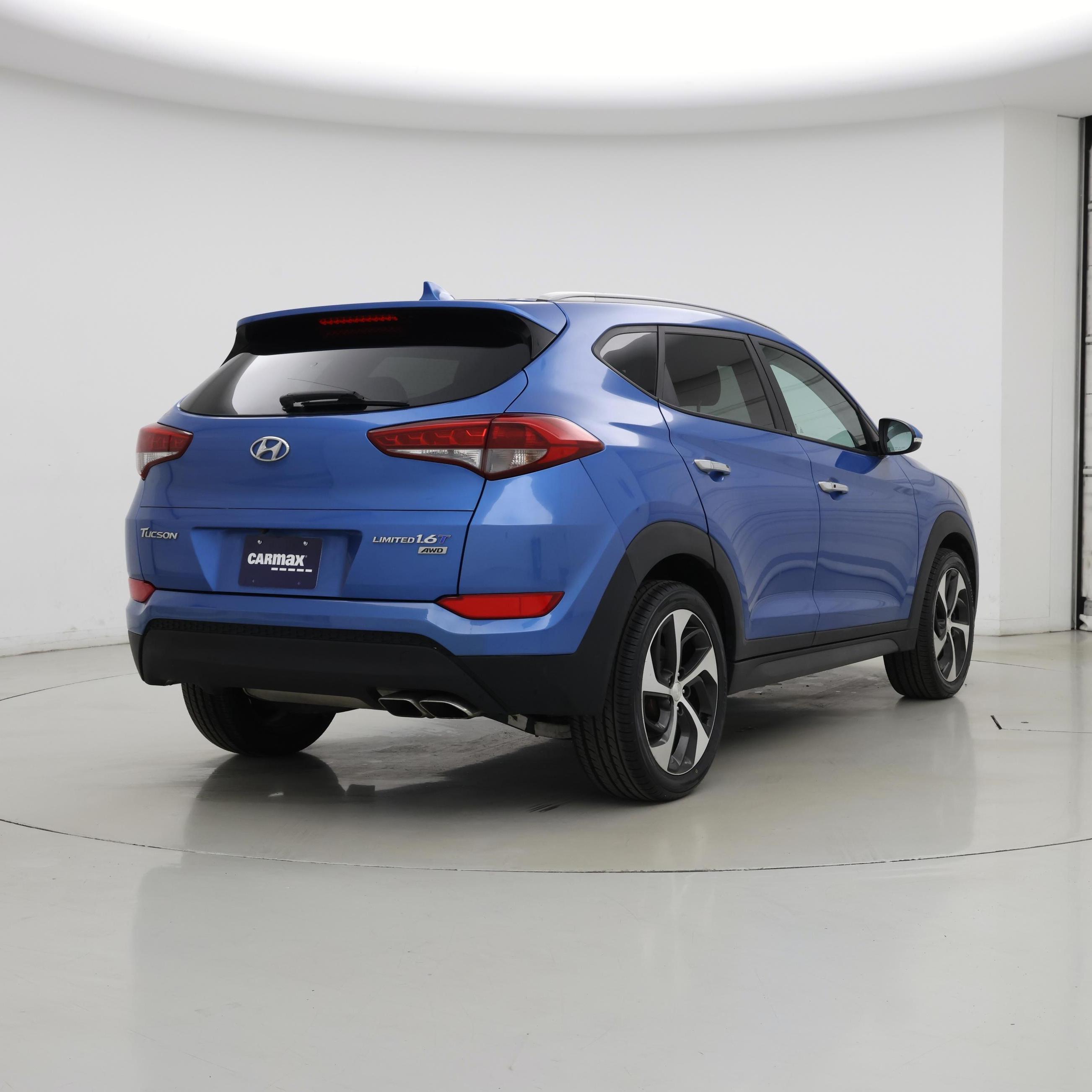 Thumbnail: 2016 Hyundai Tucson - 8