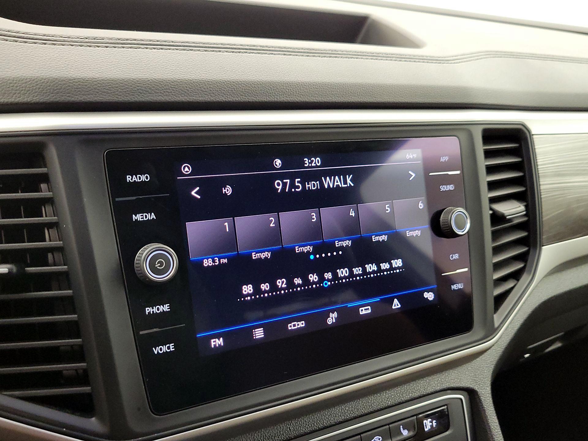 Thumbnail: 2021 Volkswagen Atlas - 15