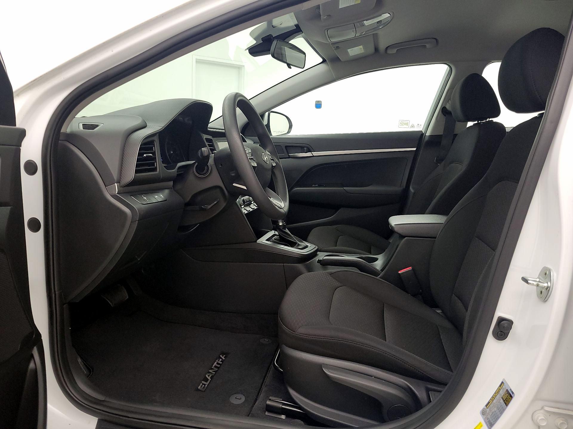 Thumbnail: 2020 Hyundai Elantra - 11
