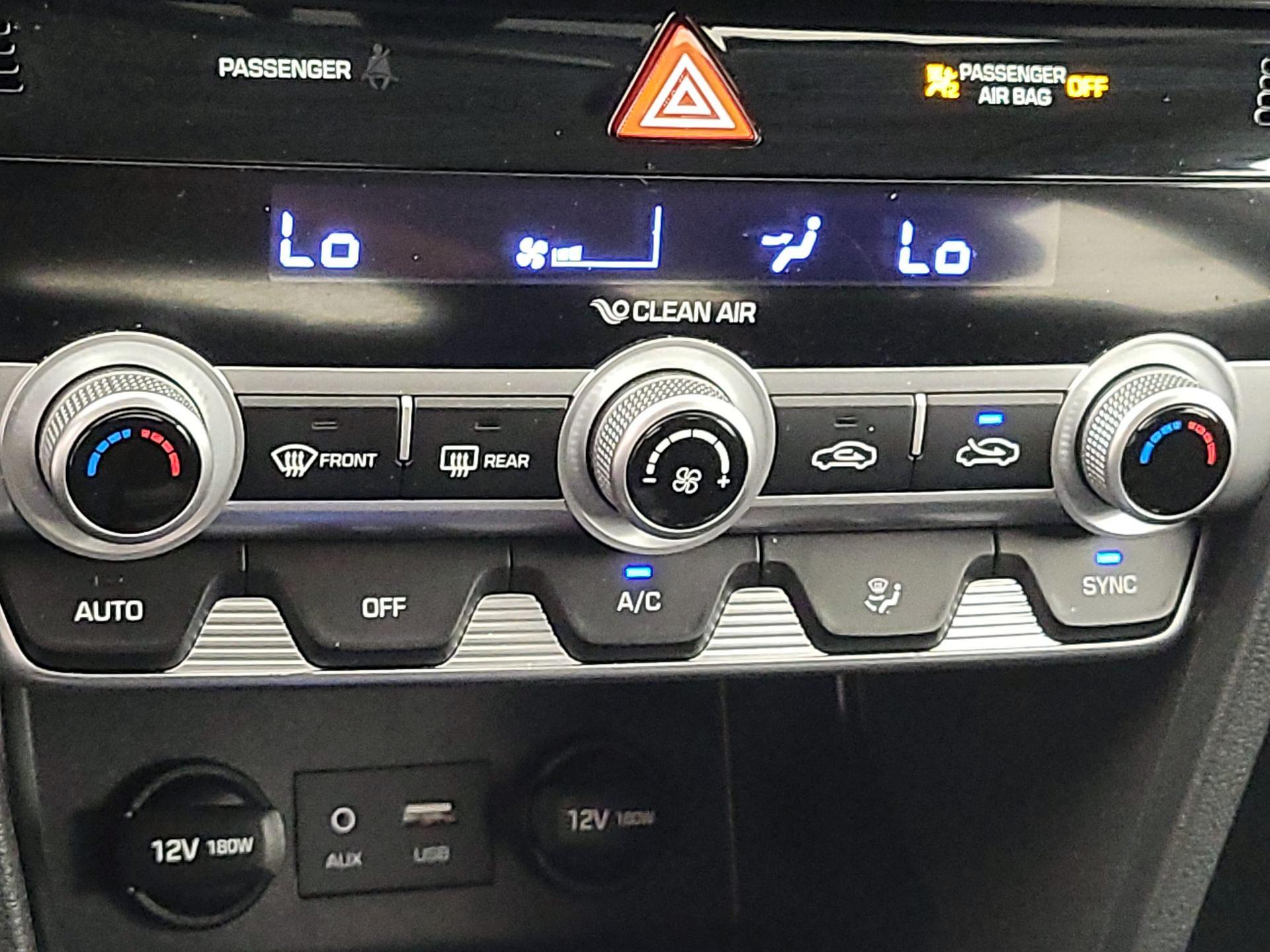 Thumbnail: 2020 Hyundai Elantra - 16