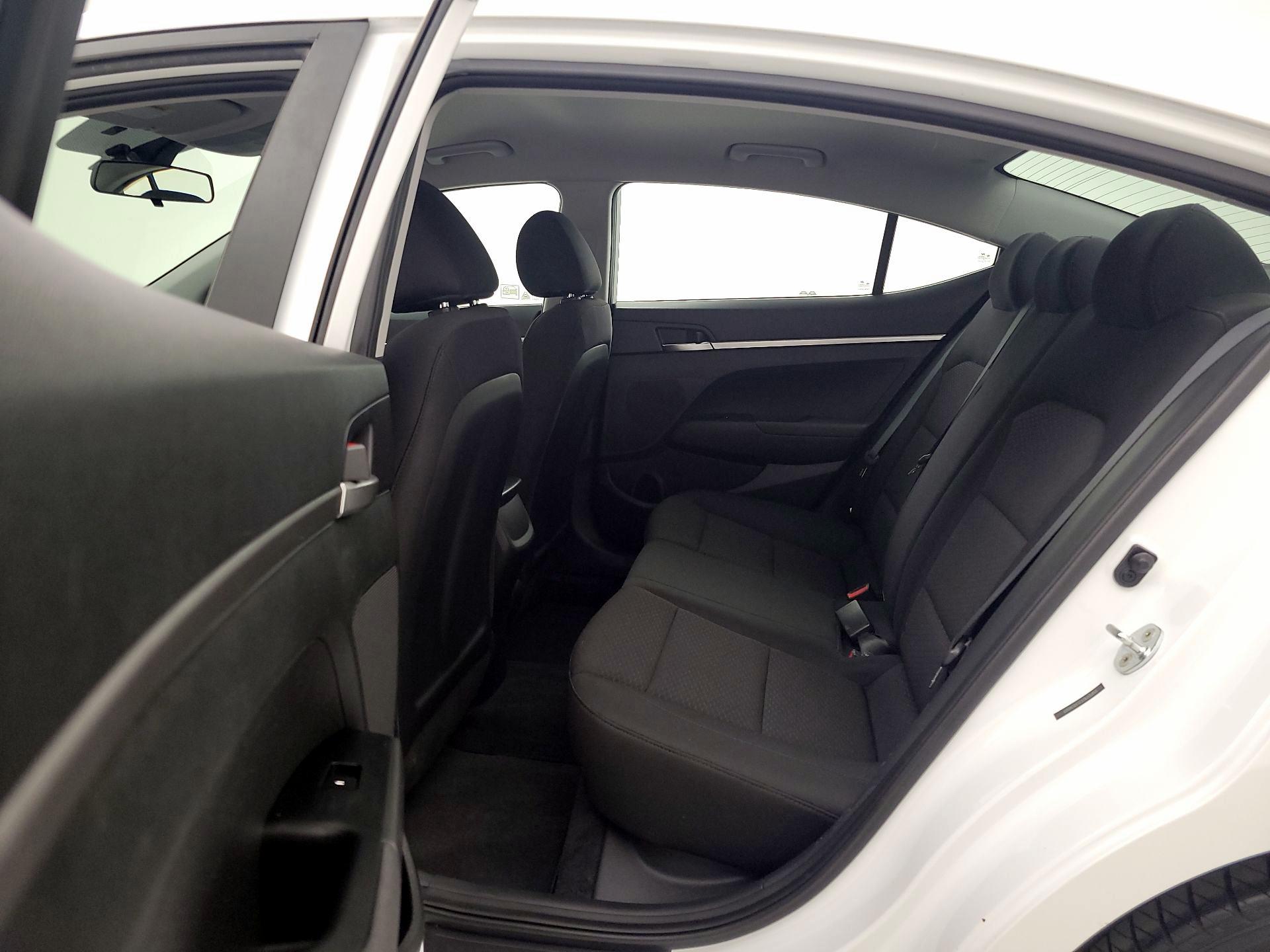 Thumbnail: 2020 Hyundai Elantra - 19