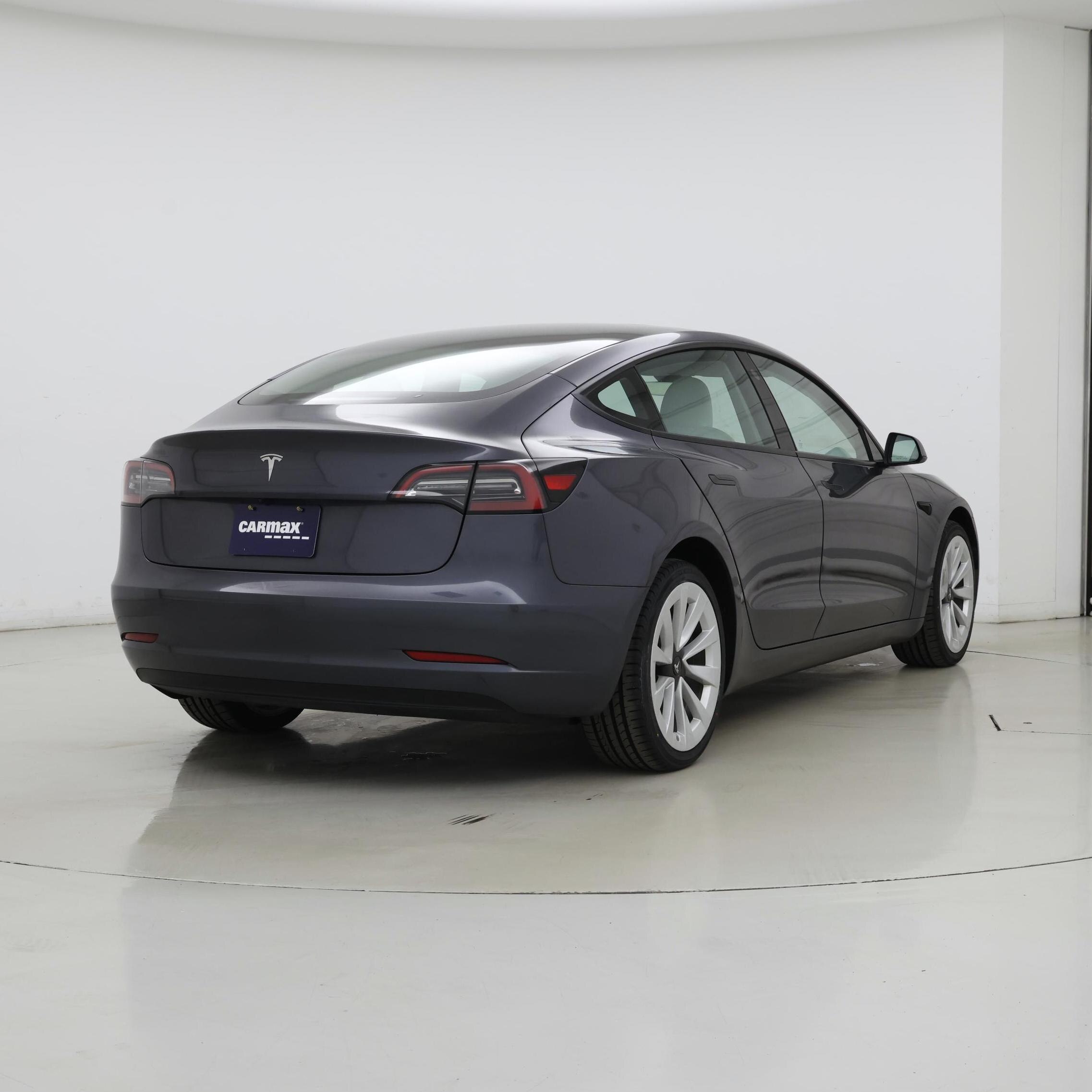 Thumbnail: 2023 Tesla Model 3 - 8