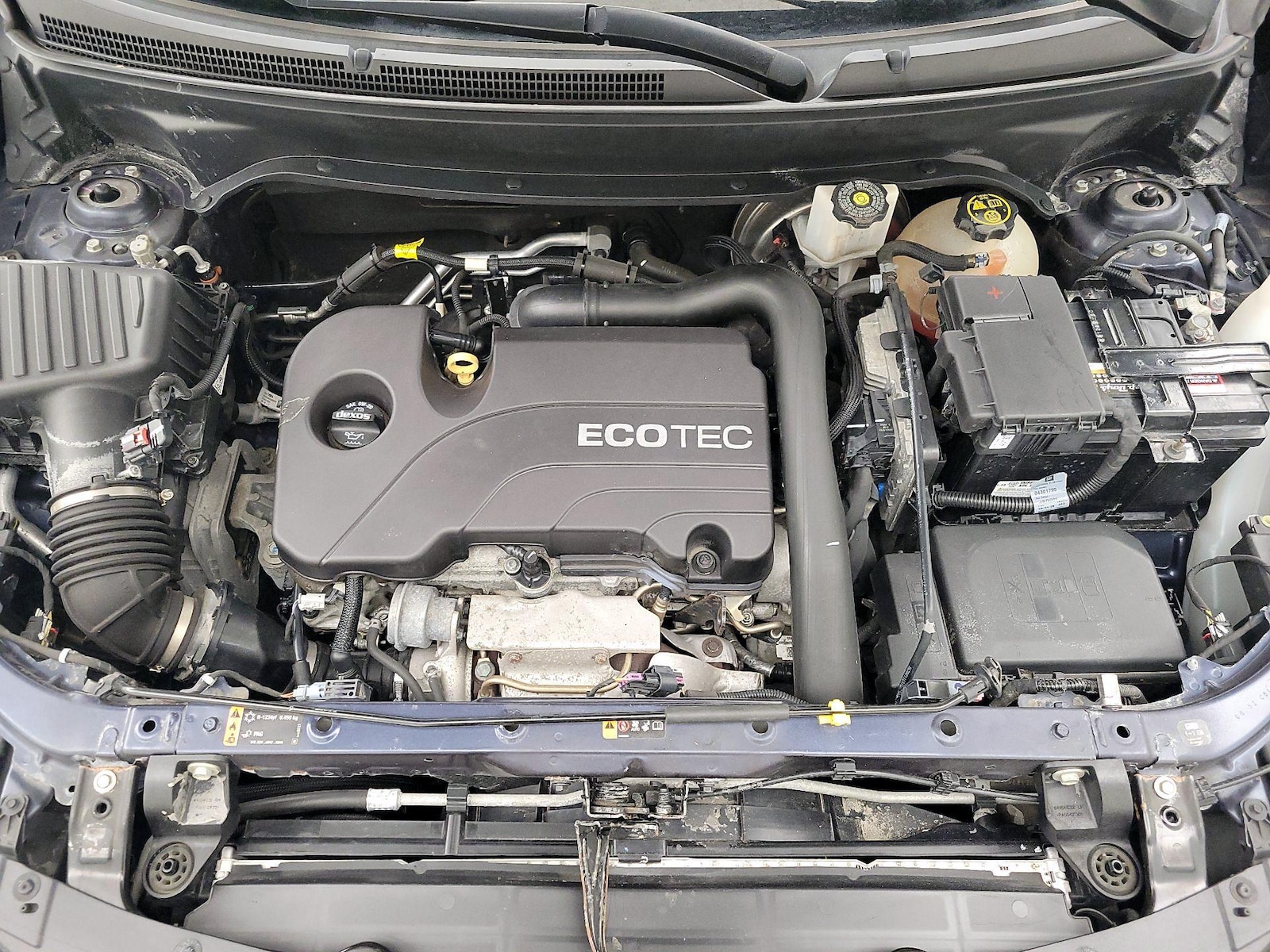 2018 Chevrolet Equinox LS - Photo 22