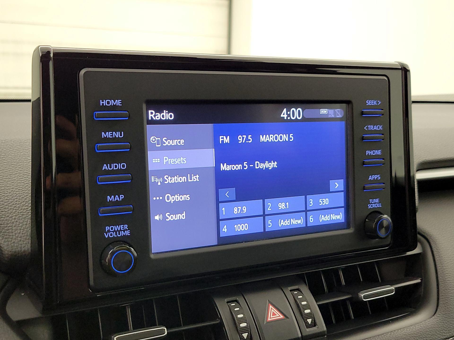 Thumbnail: 2019 Toyota RAV4 - 15