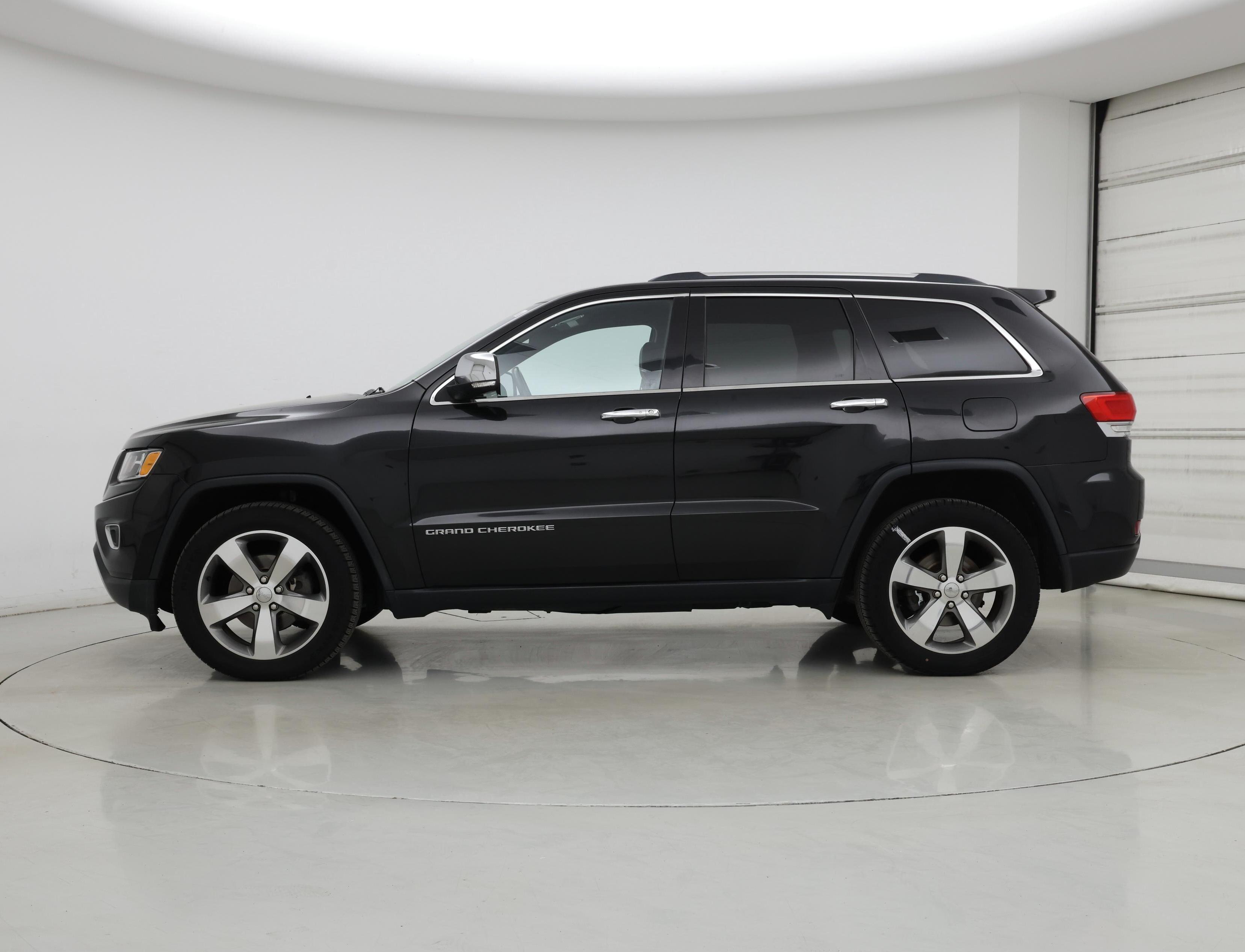 Thumbnail: 2015 Jeep Grand Cherokee - 3