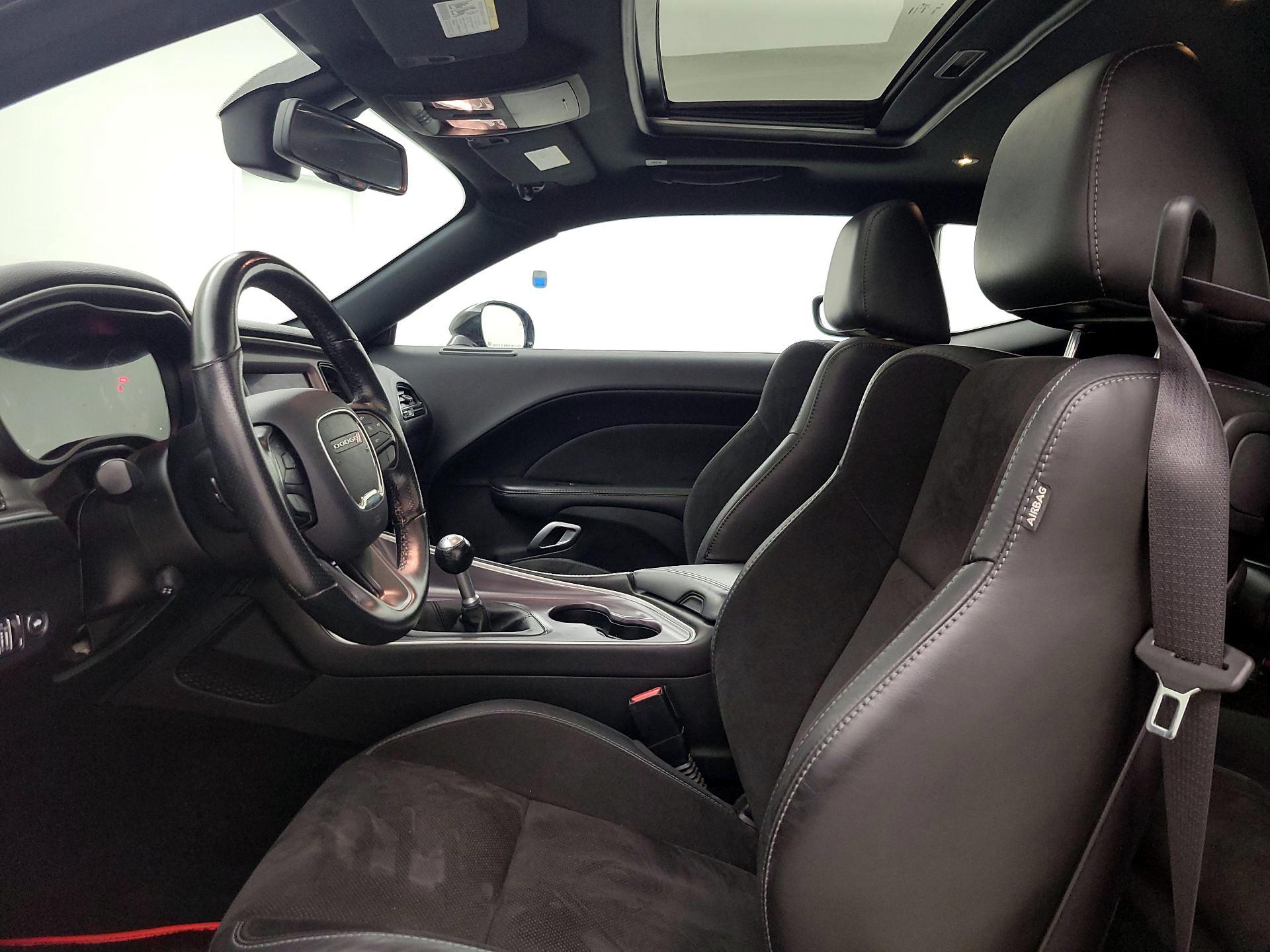 Thumbnail: 2019 Dodge Challenger - 11