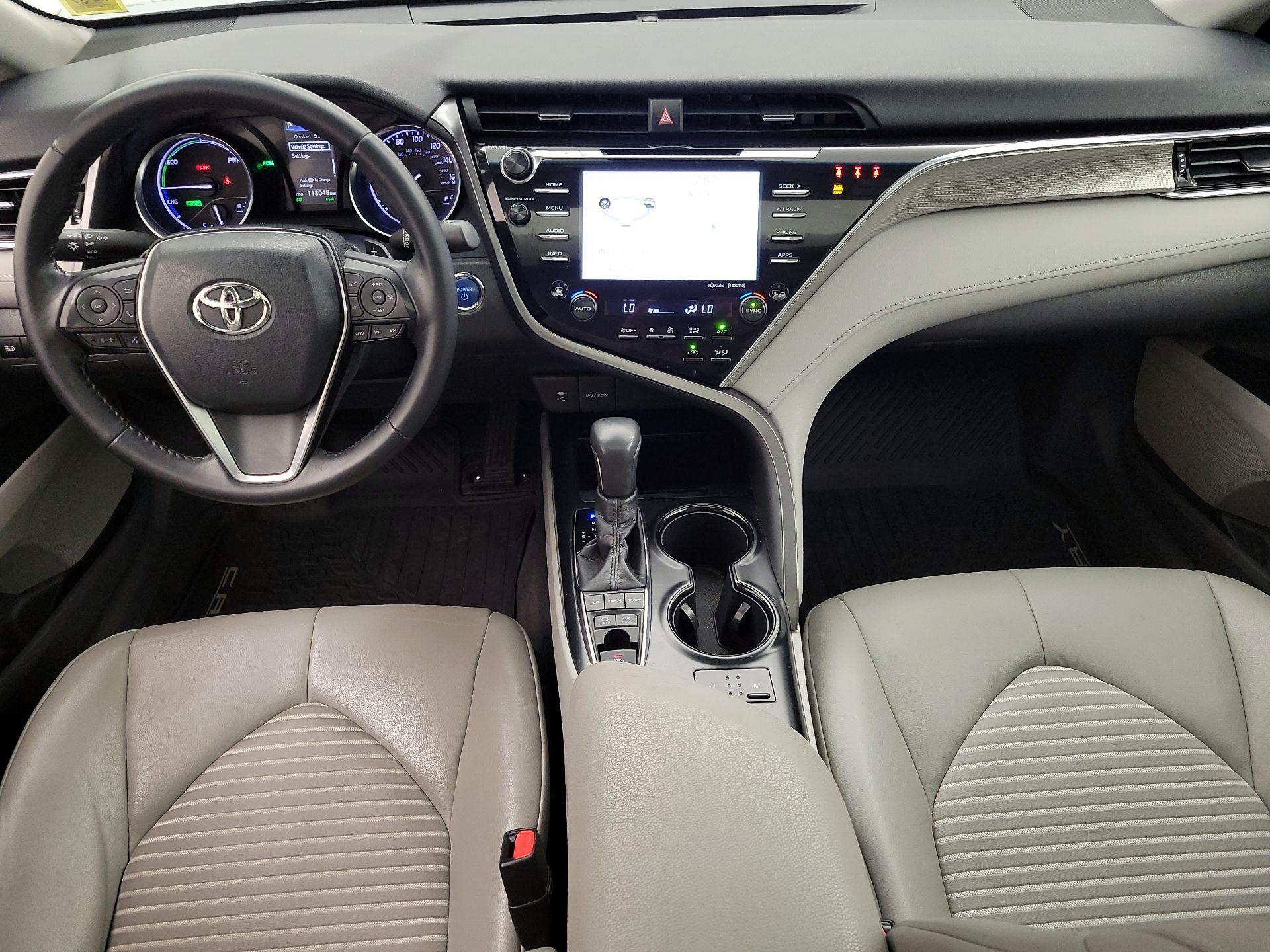 Thumbnail: 2018 Toyota Camry - 9