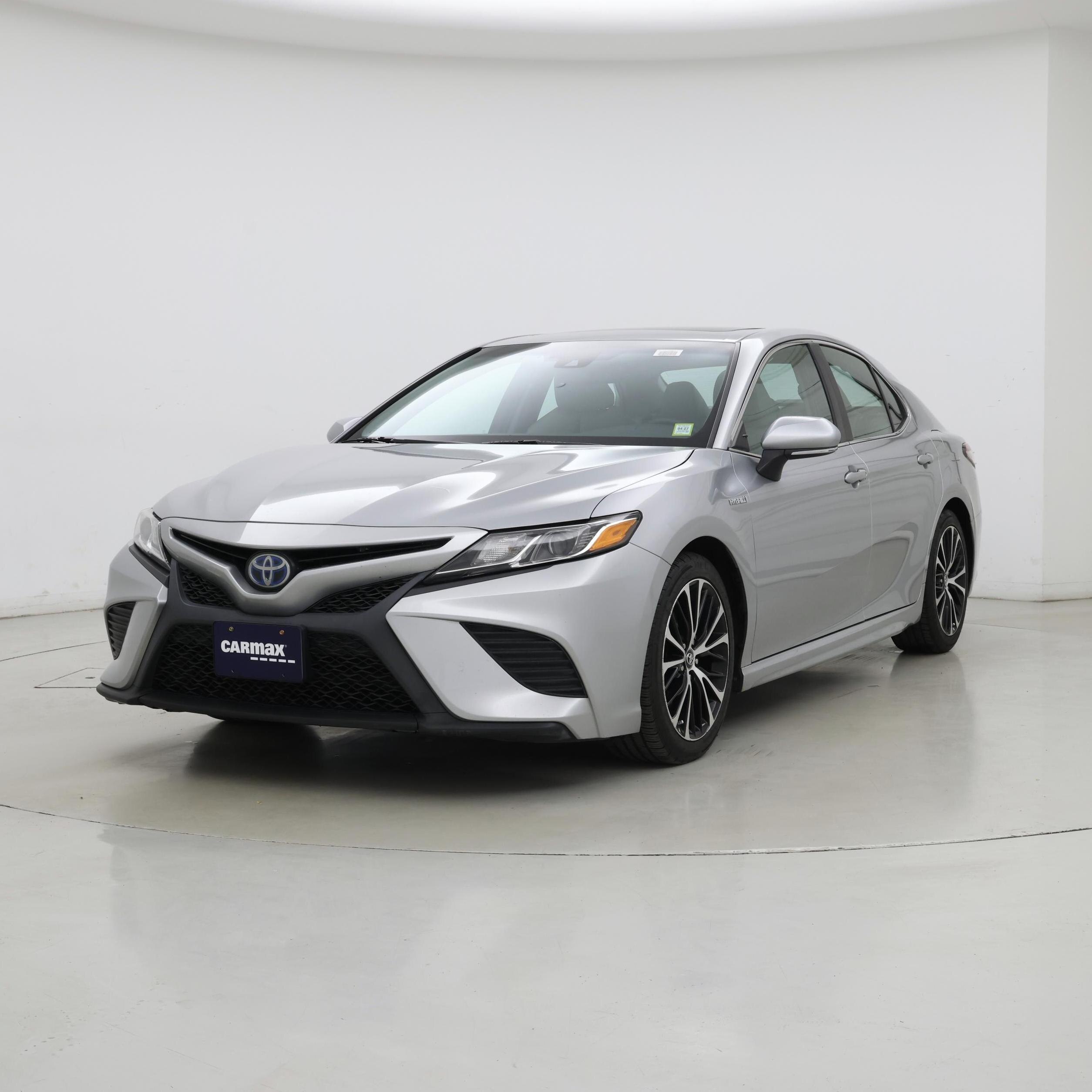 Thumbnail: 2018 Toyota Camry - 4