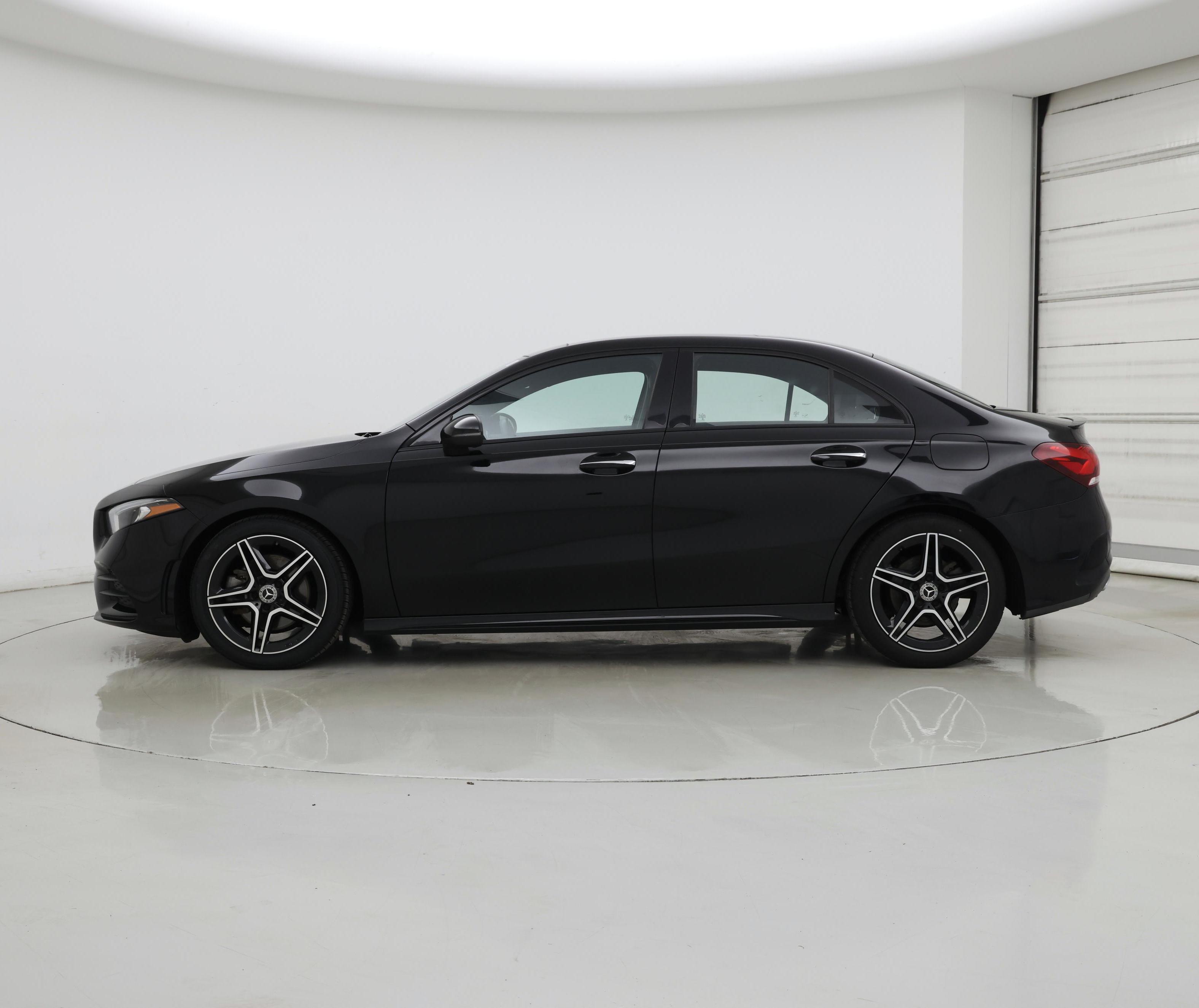 Thumbnail: 2021 Mercedes-Benz A-Class - 3