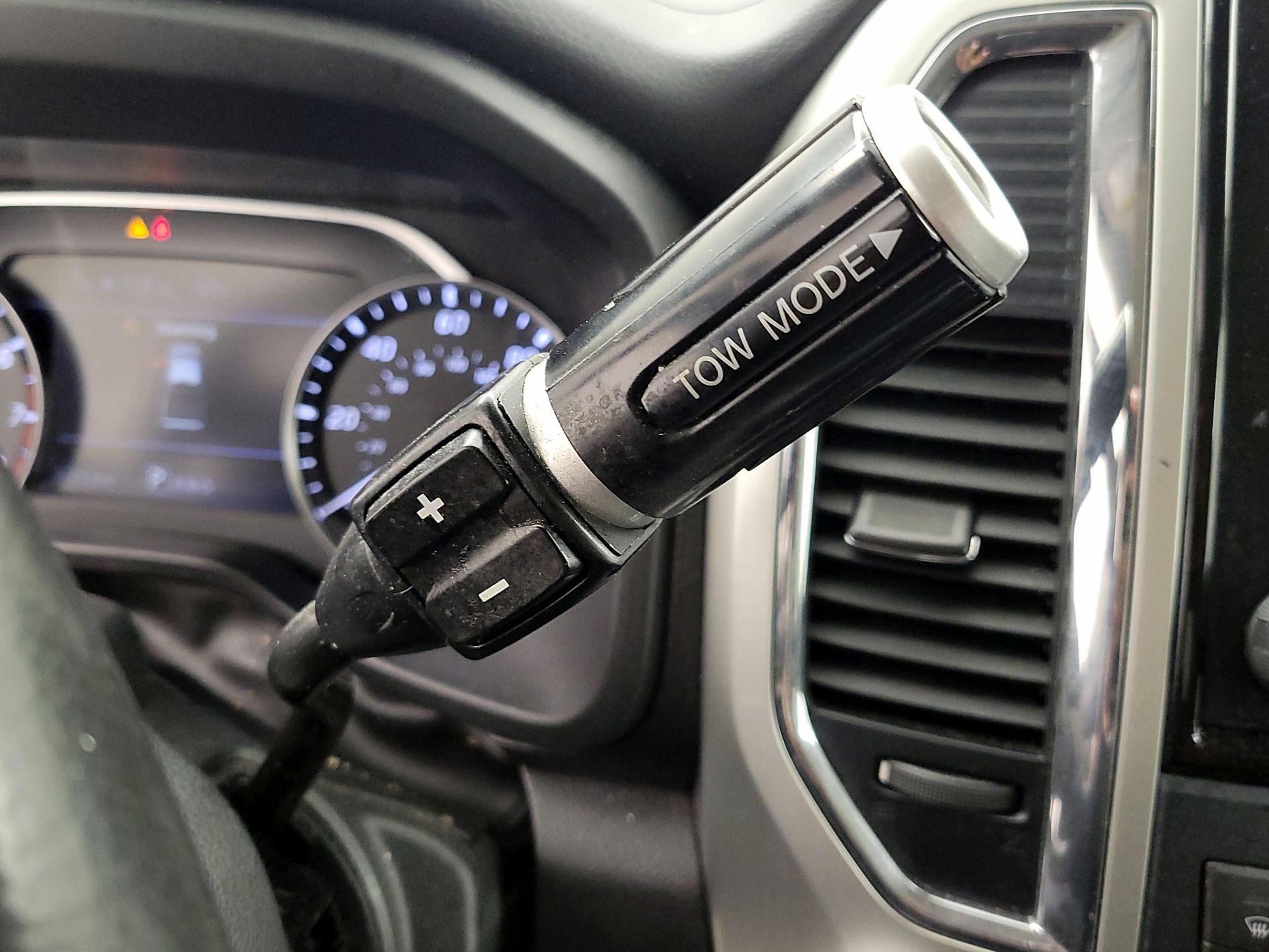 Thumbnail: 2024 Nissan Titan - 17
