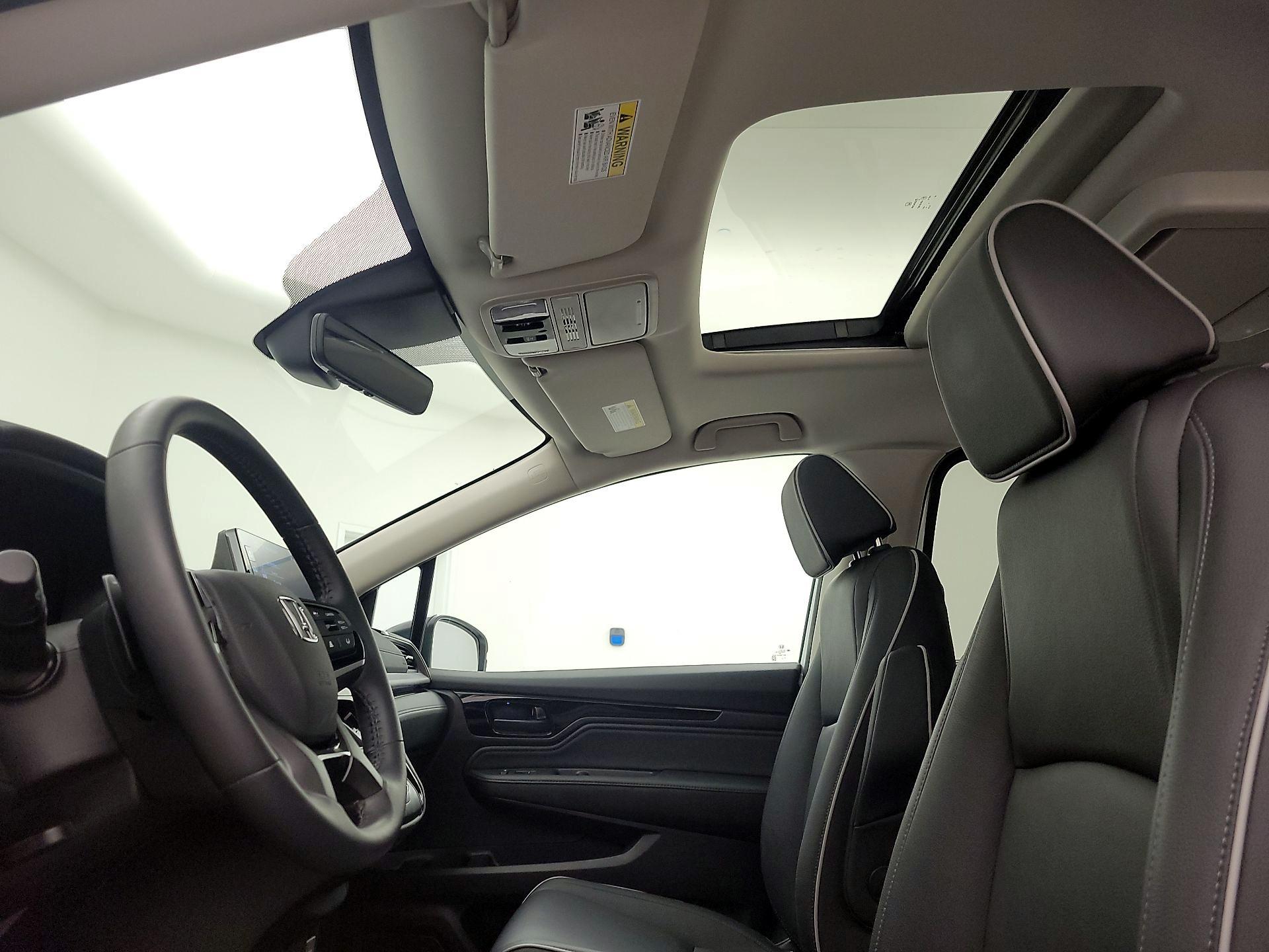 Thumbnail: 2025 Honda Odyssey - 20