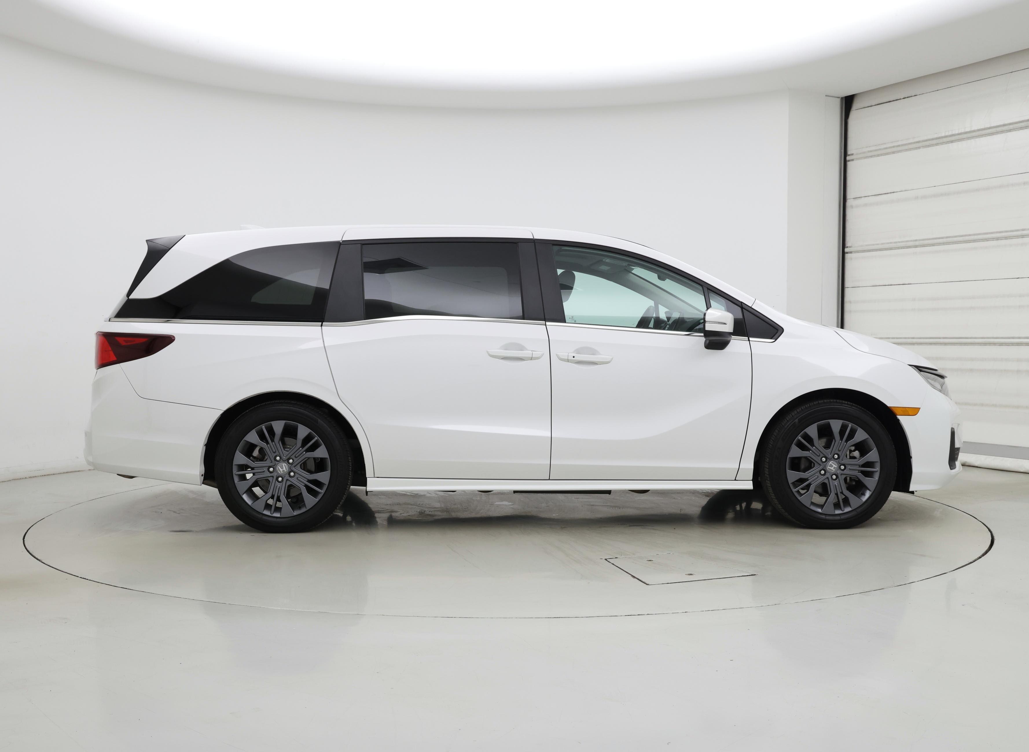Thumbnail: 2025 Honda Odyssey - 7