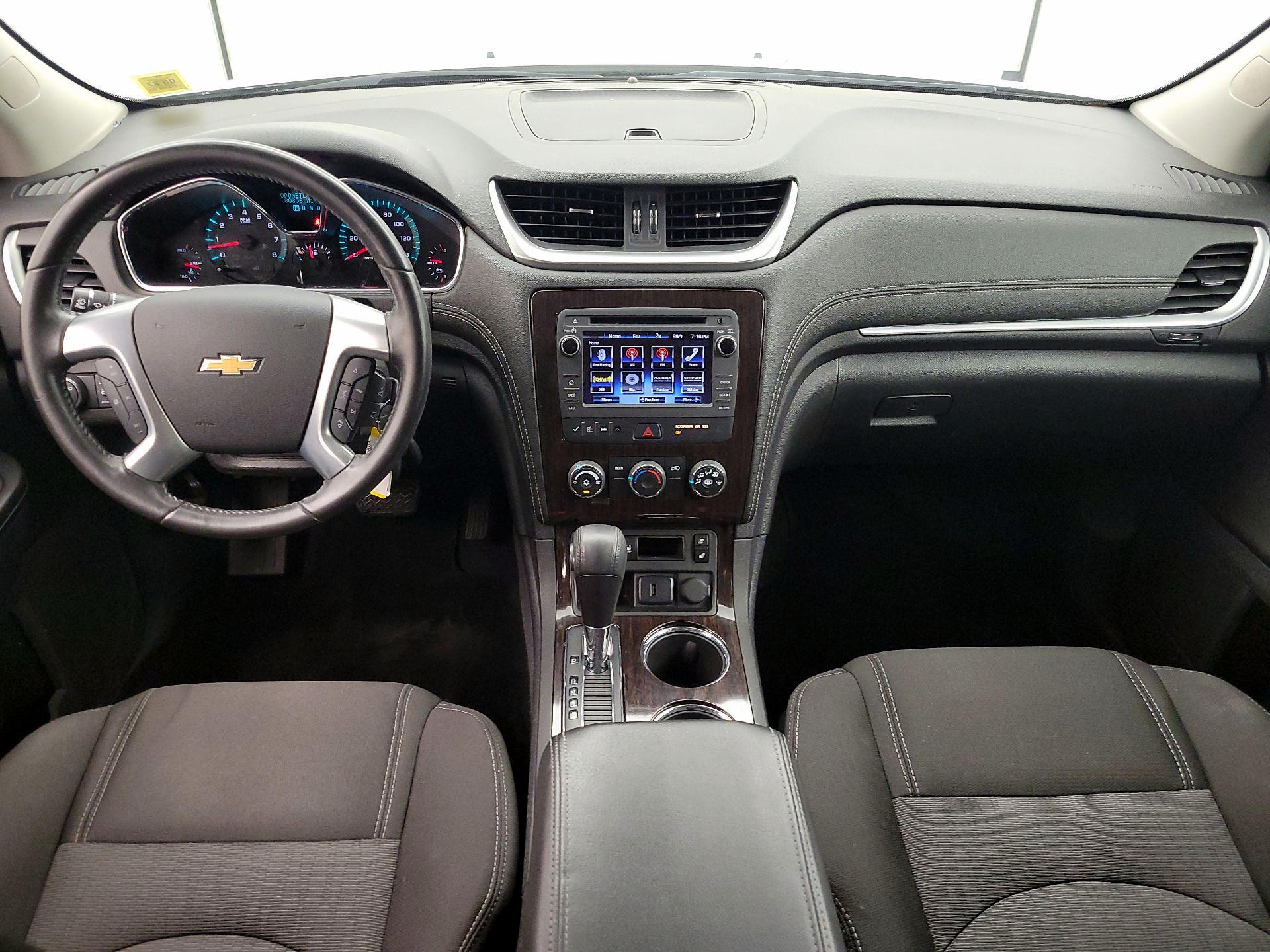 Thumbnail: 2017 Chevrolet Traverse - 9