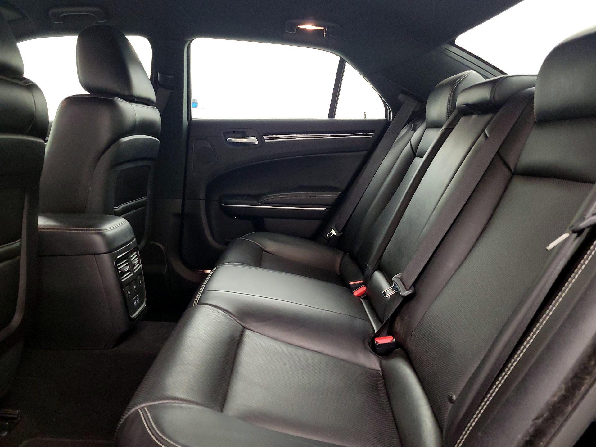 Thumbnail: 2021 Chrysler 300 - 20